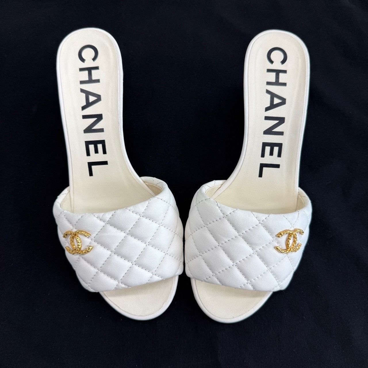 Chanel Chanel Quilted Leather Mules Size 37.5 Size US 7.5 / IT 37.5 - 10 Thumbnail