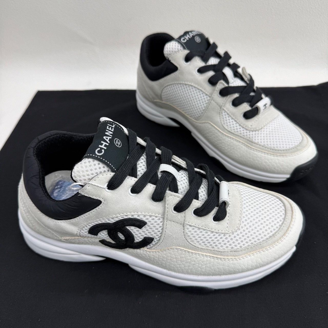 Chanel Chanel Black White Mesh Sneakers Size 39 Size US 9 / IT 39 - 4 Thumbnail