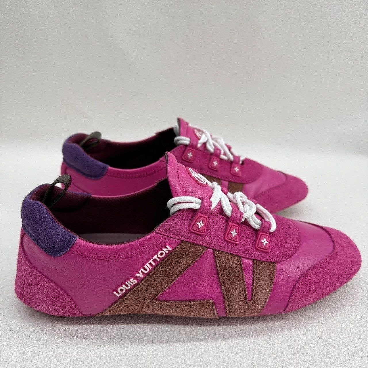 Louis Vuitton Louis Vuitton Pink Suede Leather Sneakers Size 38 Size US 8 / IT 38 - 5 Thumbnail