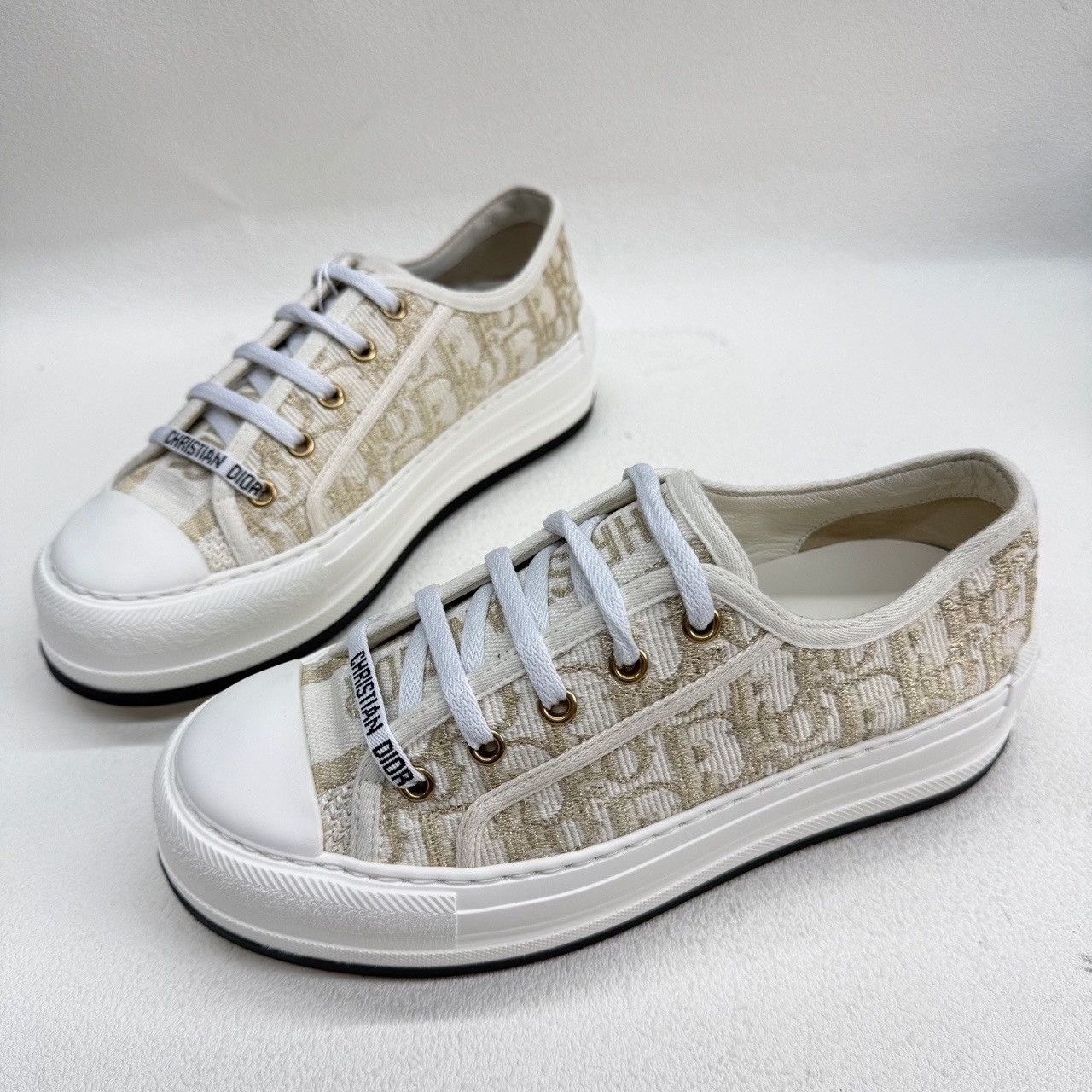 Dior Dior Walk'n'Dior Oblique Low-Top Sneakers Size 36 Size US 6 / IT 36 - 2 Thumbnail