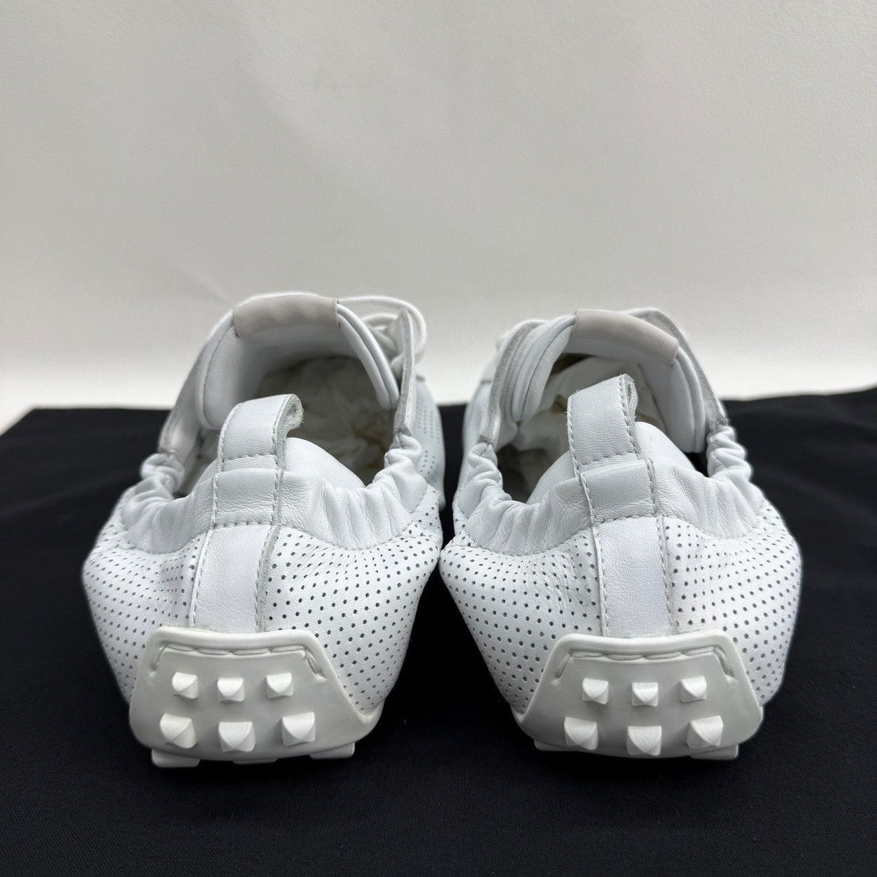Hermes Hermès Perforated Leather Low-Top Sneakers Size 37 Size US 7 / IT 37 - 6 Thumbnail