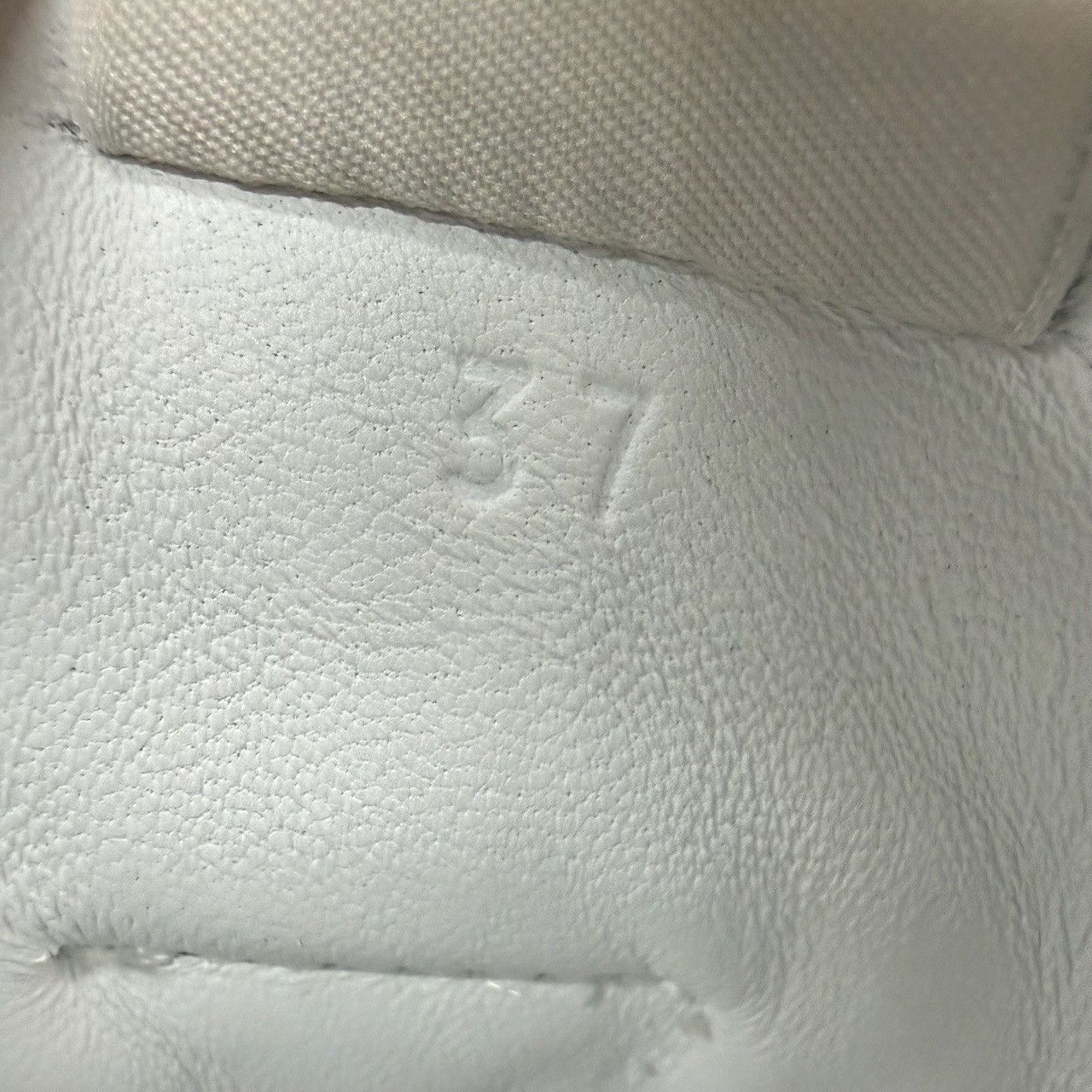 Hermes Hermès Perforated Leather Low-Top Sneakers Size 37 Size US 7 / IT 37 - 7 Thumbnail