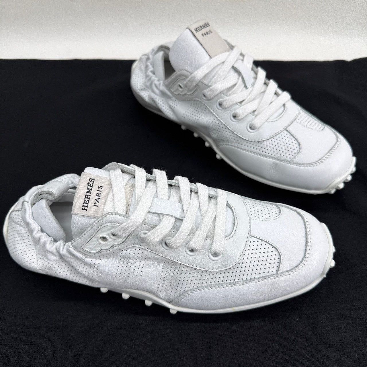 Hermes Hermès Perforated Leather Low-Top Sneakers Size 37 Size US 7 / IT 37 - 4 Thumbnail