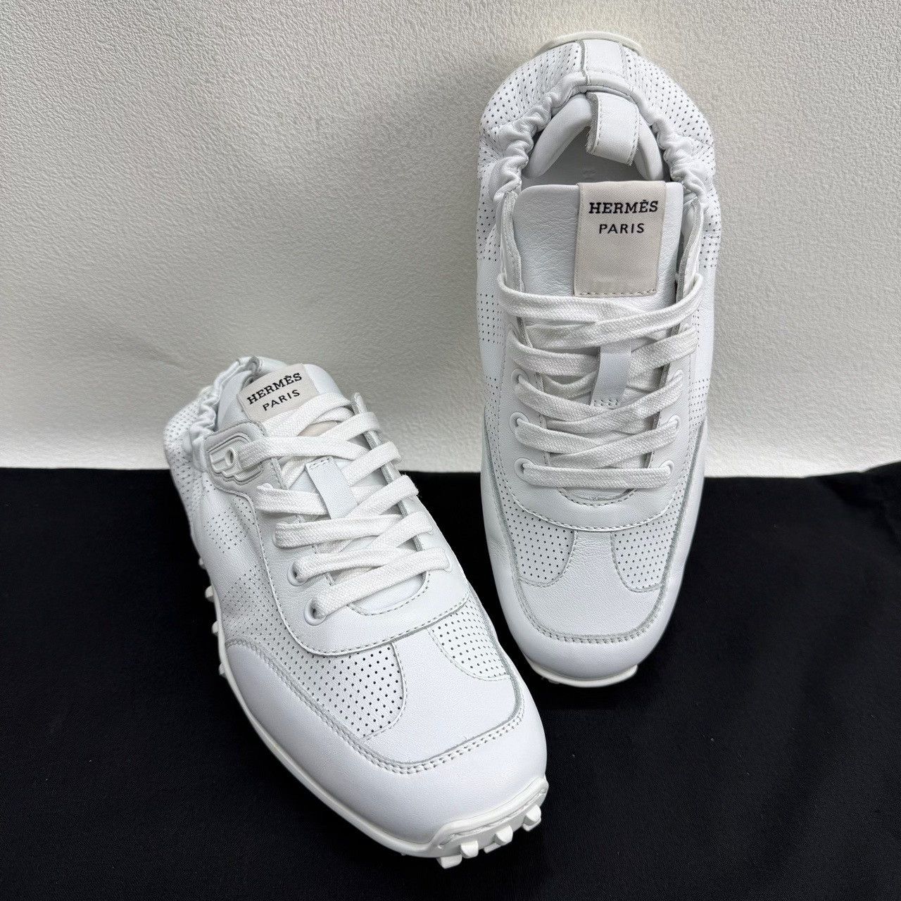 Hermes Hermès Perforated Leather Low-Top Sneakers Size 37 Size US 7 / IT 37 - 9 Thumbnail