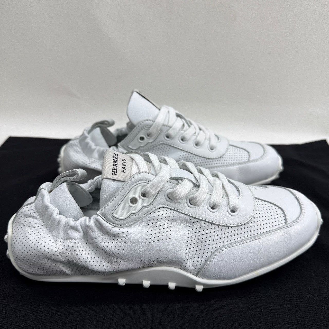 Hermes Hermès Perforated Leather Low-Top Sneakers Size 37 Size US 7 / IT 37 - 5 Thumbnail