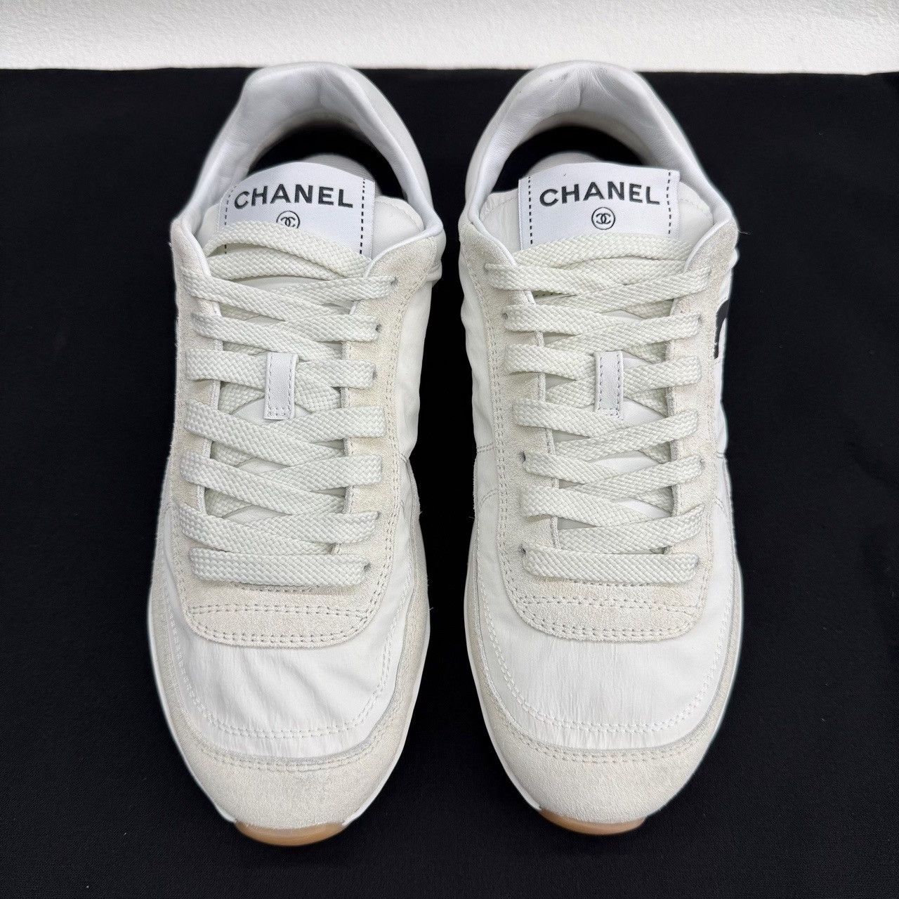 Chanel Chanel CC Logo Low-Top Sneakers Size 36 Size US 6 / IT 36 - 3 Thumbnail