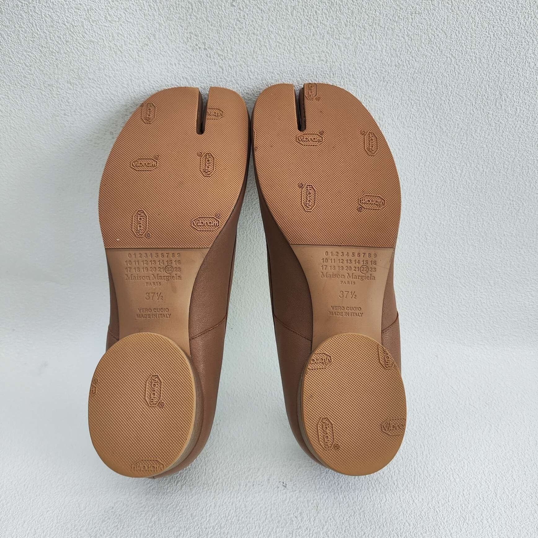 Maison Margiela Maison Margiela Brown Leather Tabi Pumps Size 37.5 Size US 7.5 / IT 37.5 - 8 Thumbnail