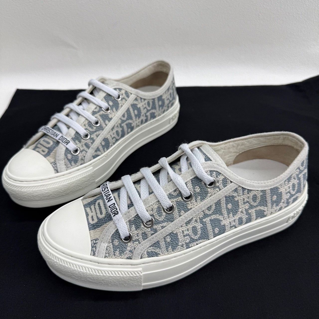 Dior Dior Oblique Walk'n'Dior Sneakers Size 35 Size US 5 / IT 35 - 2 Thumbnail