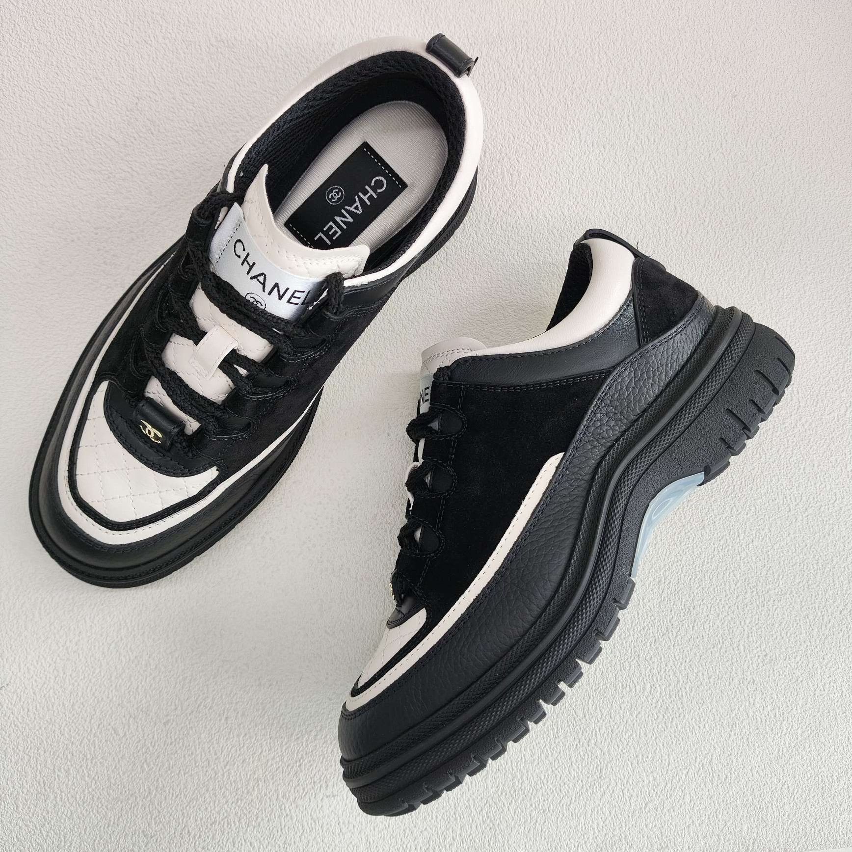 Chanel Chanel Quilted Low-Top Sneakers Size 35.5 Size US 5.5 / IT 35.5 - 9 Thumbnail