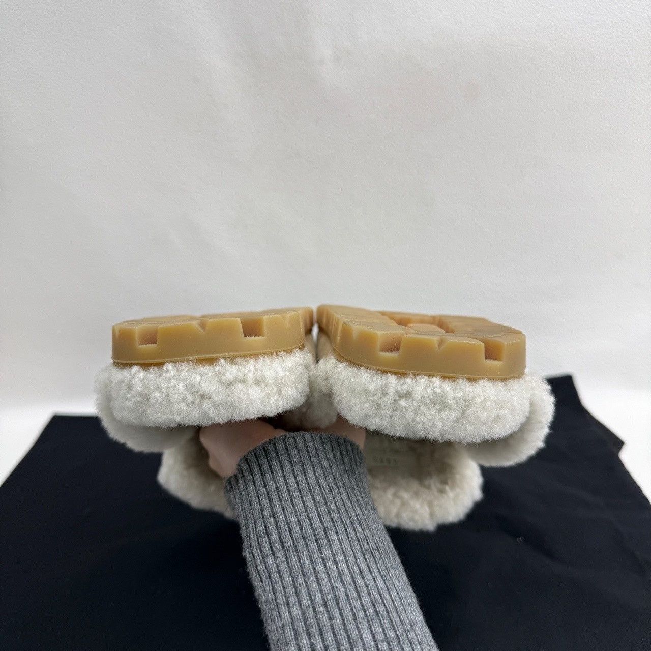 Prada Prada Logo Plaque Shearling Slip Ons Size 36 Size US 6 / IT 36 - 7 Thumbnail