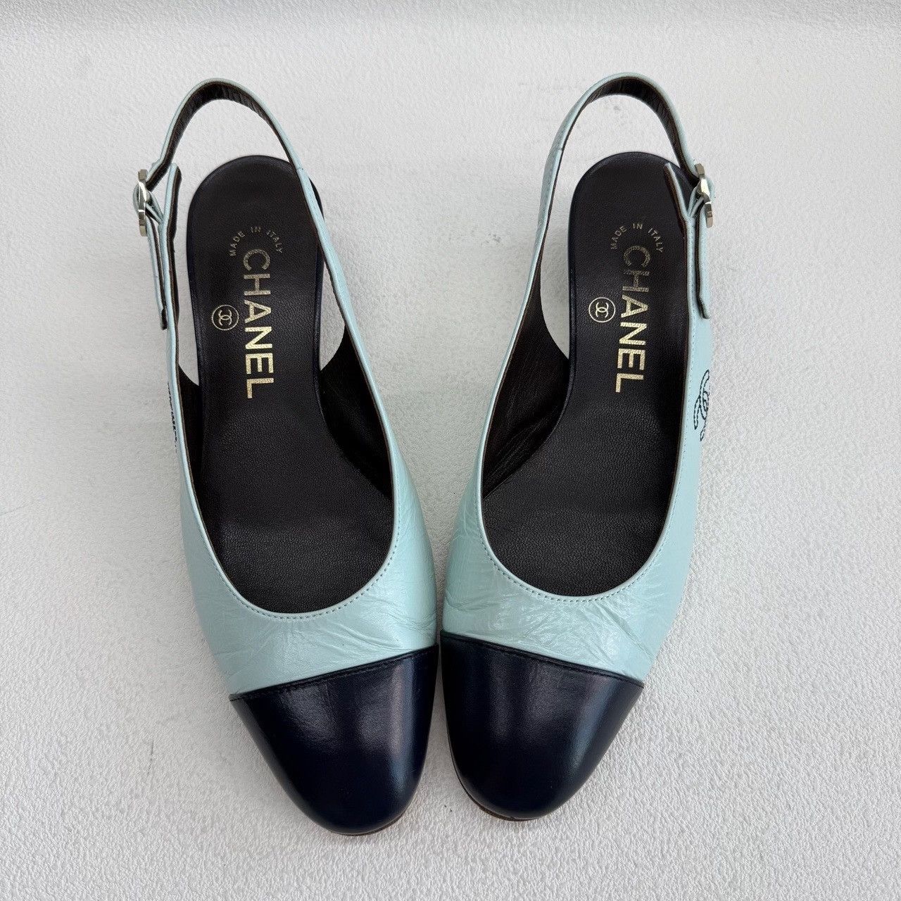 Chanel Chanel Two-Tone Slingback Block Heels Size 36C Size US 6 / IT 36 - 10 Thumbnail