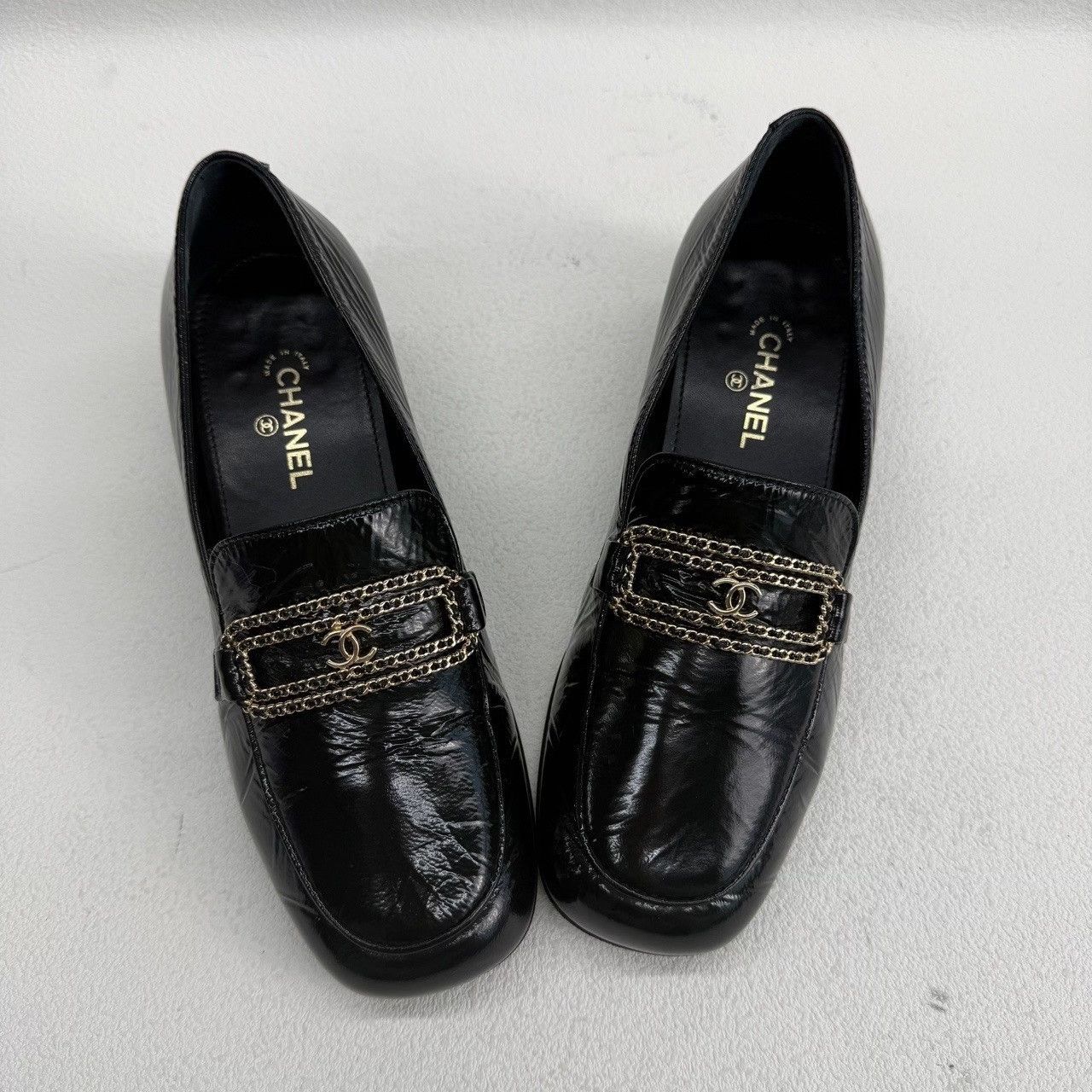 Chanel Chanel Black Chain Loafers Size 35.5 Size US 5.5 / IT 35.5 - 10 Thumbnail