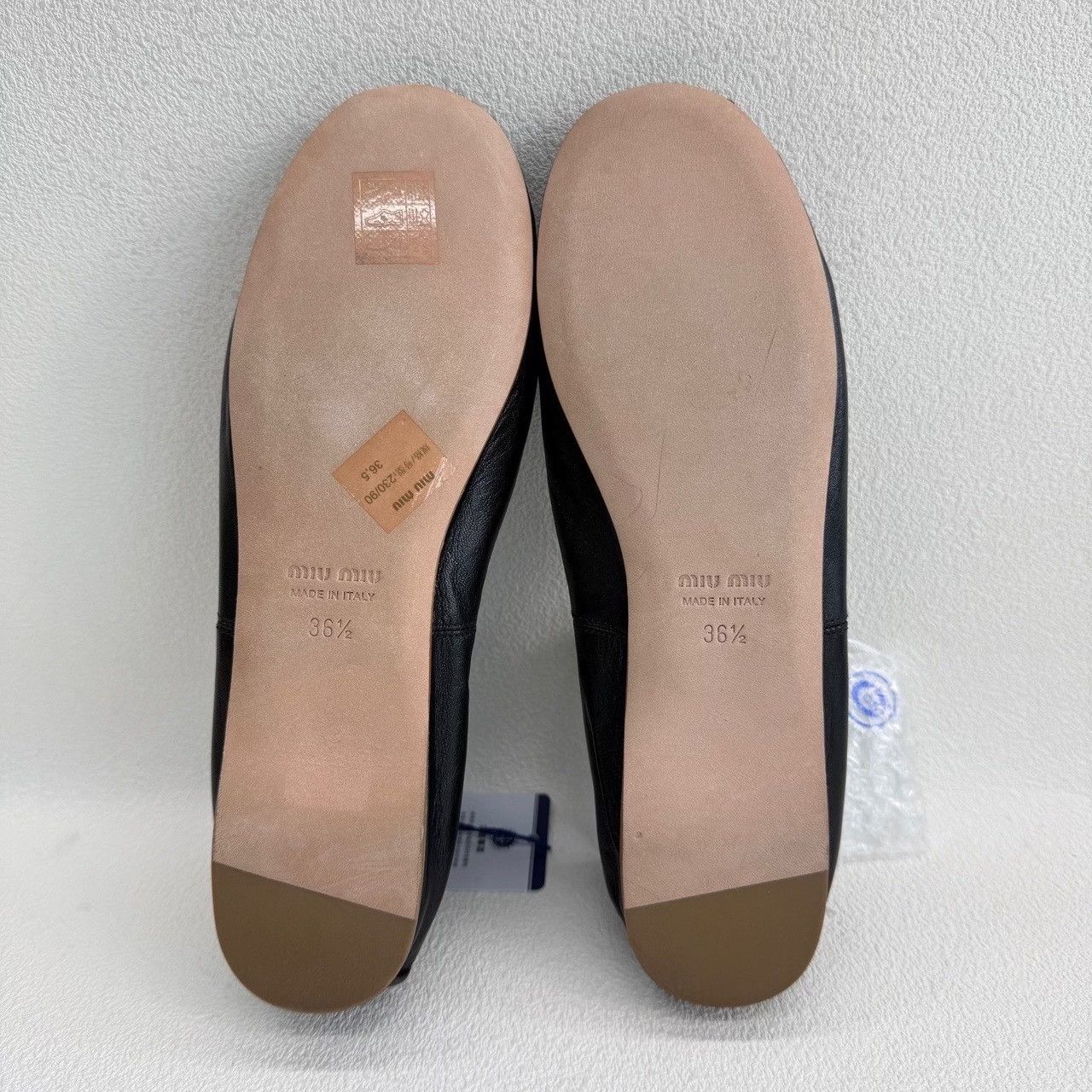 Miu Miu Miu Miu Bow Ballet Flats Size 36.5 Size US 6.5 / IT 36.5 - 8 Thumbnail
