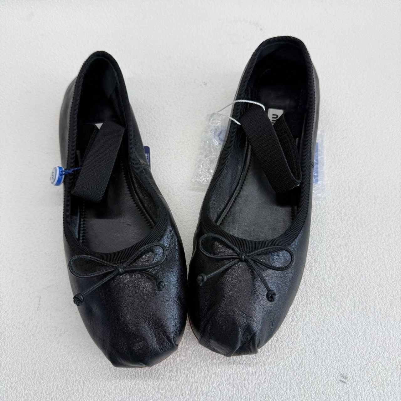 Miu Miu Miu Miu Bow Ballet Flats Size 36.5 Size US 6.5 / IT 36.5 - 10 Thumbnail