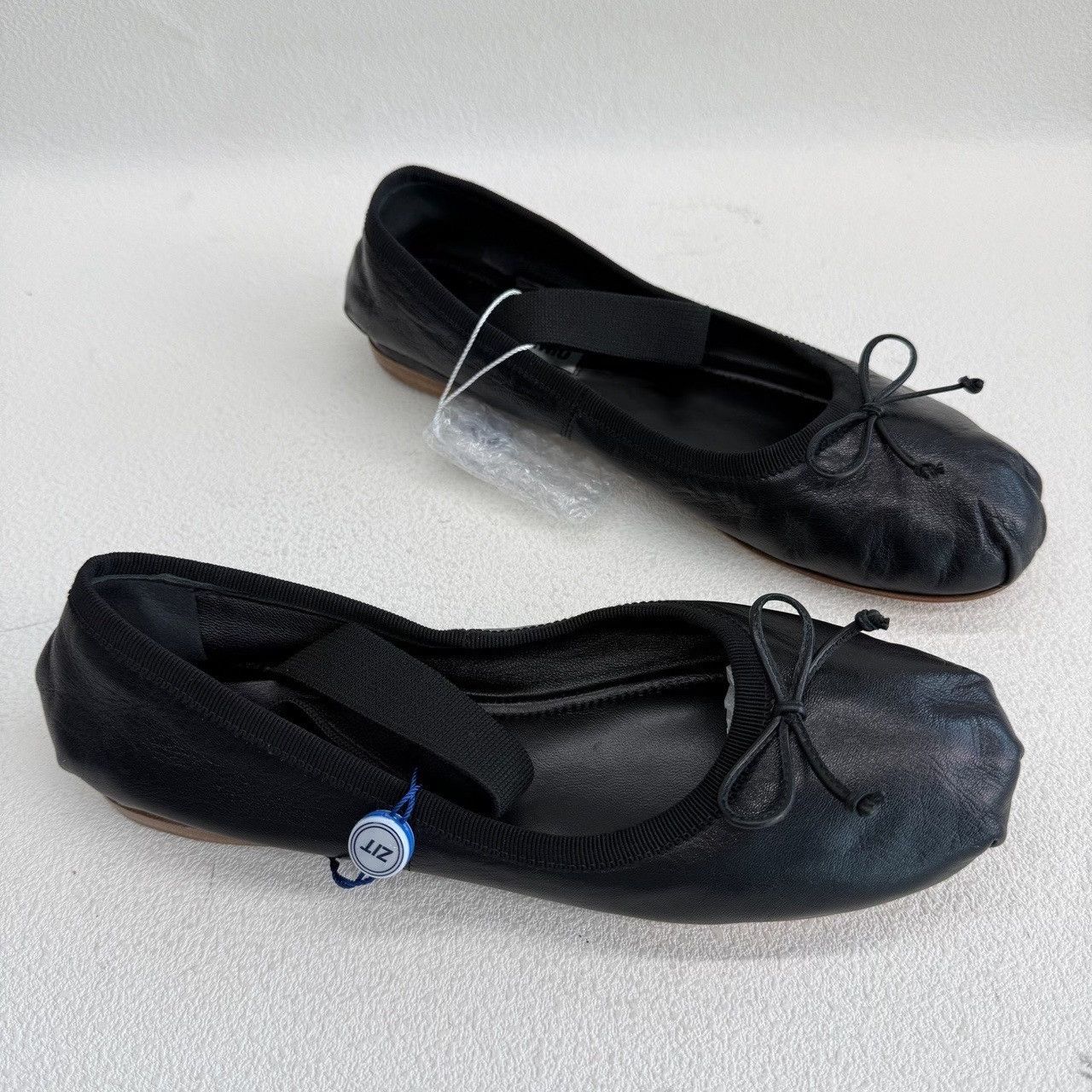 Miu Miu Miu Miu Bow Ballet Flats Size 36.5 Size US 6.5 / IT 36.5 - 4 Thumbnail