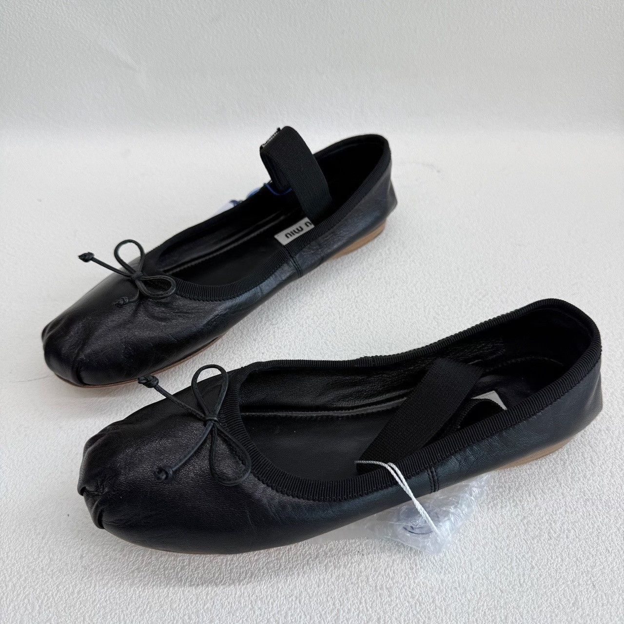 Miu Miu Miu Miu Bow Ballet Flats Size 36.5 Size US 6.5 / IT 36.5 - 2 Thumbnail