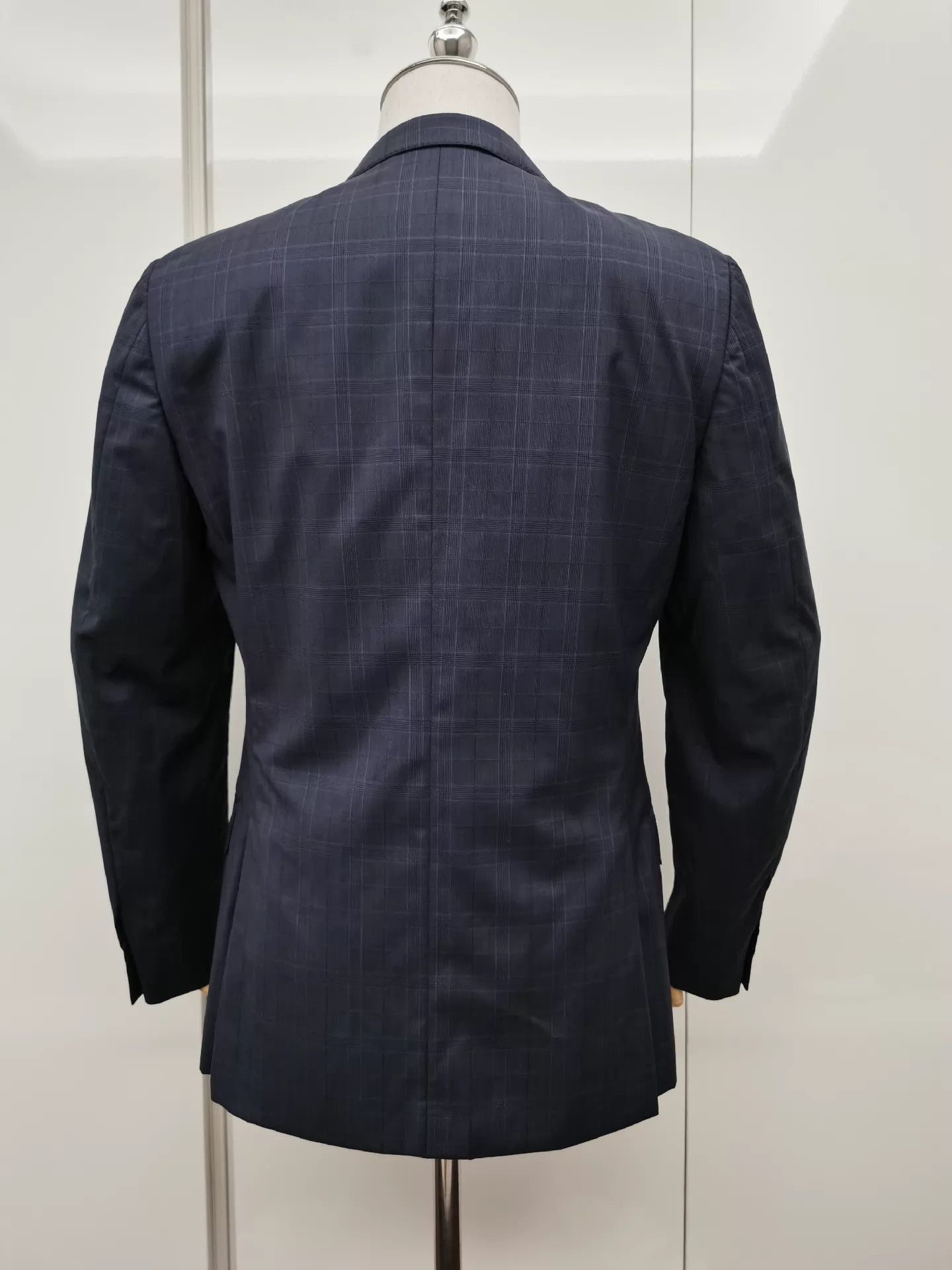 Z Zegna Stylish Blue Check Suit Jacket, Size 48 Size US M / EU 48-50 / 2 - 4 Thumbnail