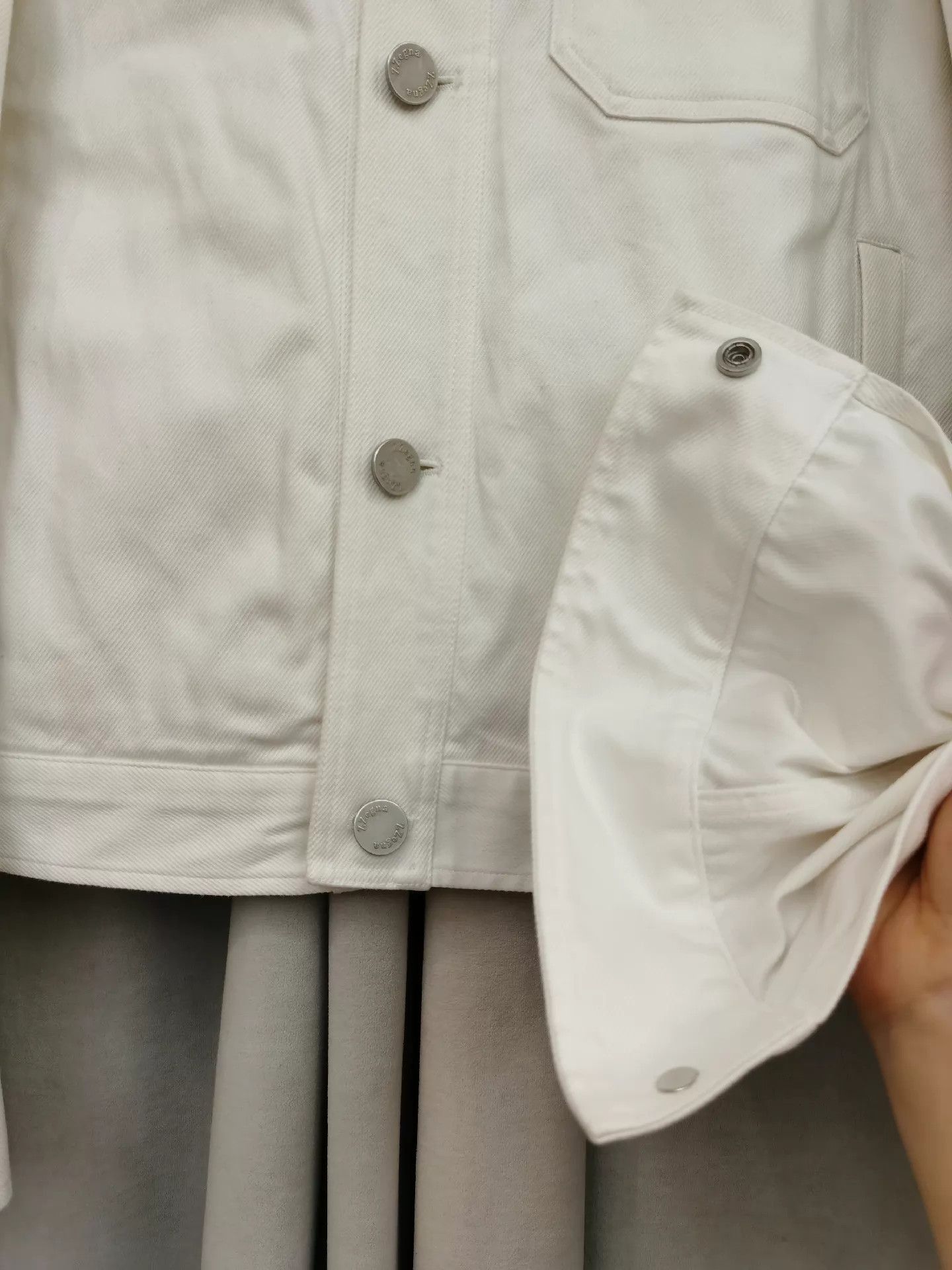 Ermenegildo Zegna White Denim Jacket in Size S, Like New Size US S / EU 44-46 / 1 - 9 Thumbnail