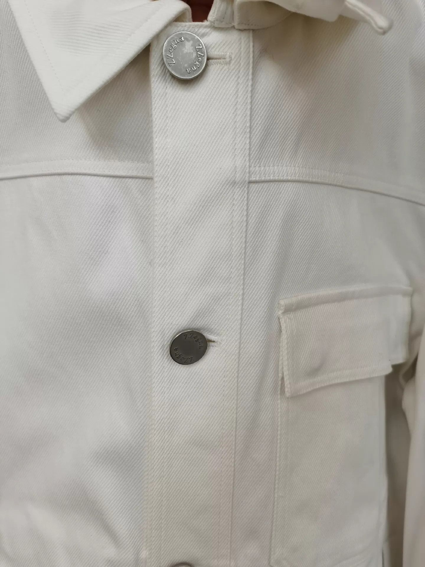 Ermenegildo Zegna White Denim Jacket in Size S, Like New Size US S / EU 44-46 / 1 - 3 Thumbnail