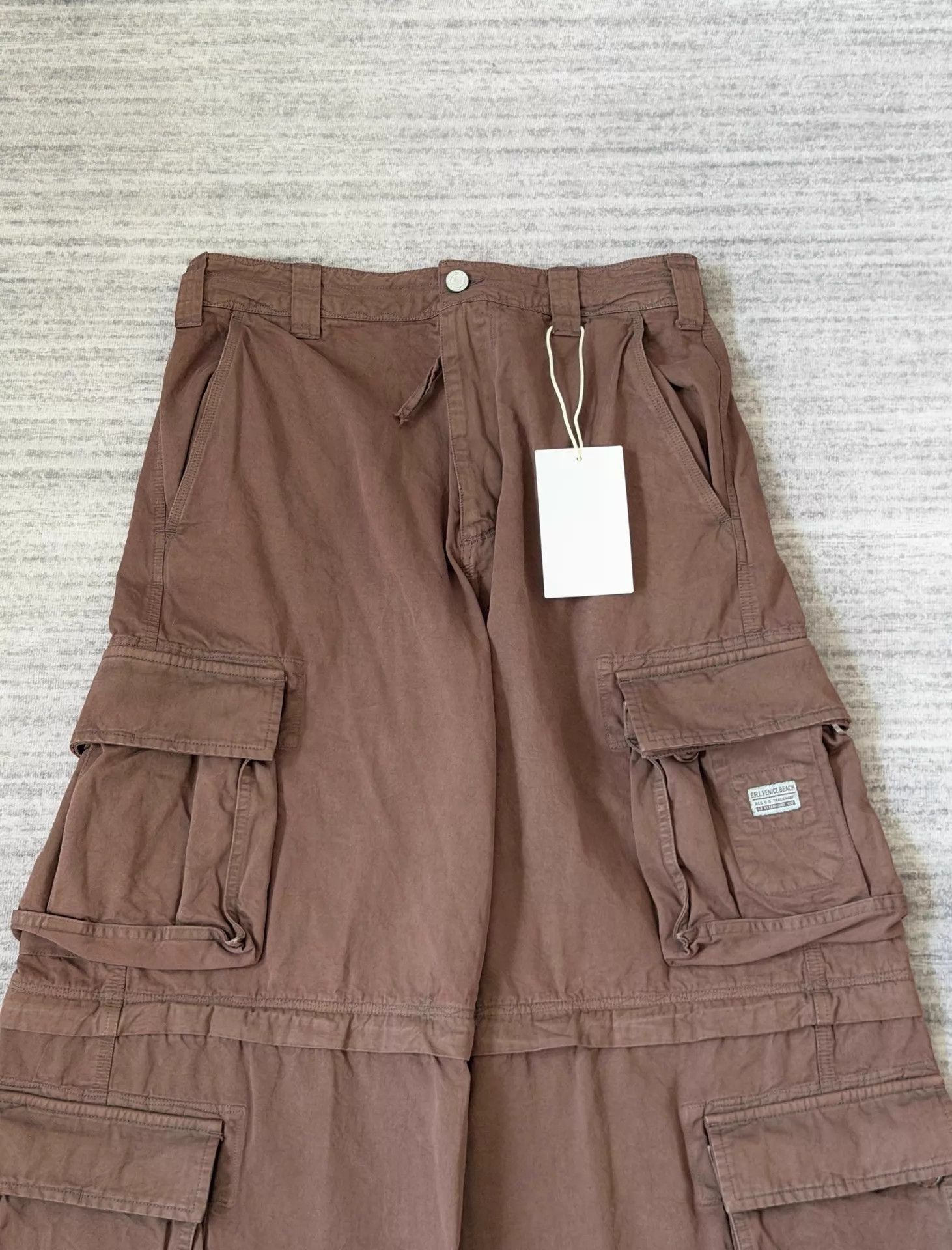 ERL Brown Removable Zip Cargo Shorts Size US 30 / EU 46 - 2 Thumbnail