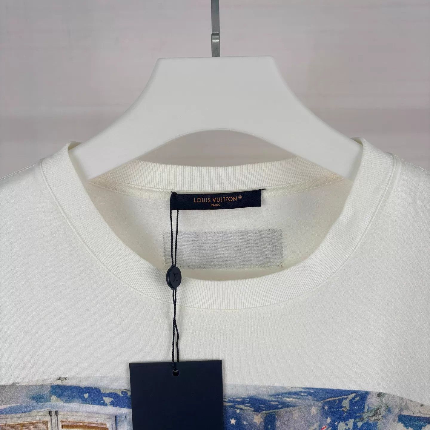 Louis Vuitton LV Room Art Short Sleeve Tee in White Size US XL / EU 56 / 4 - 3 Thumbnail
