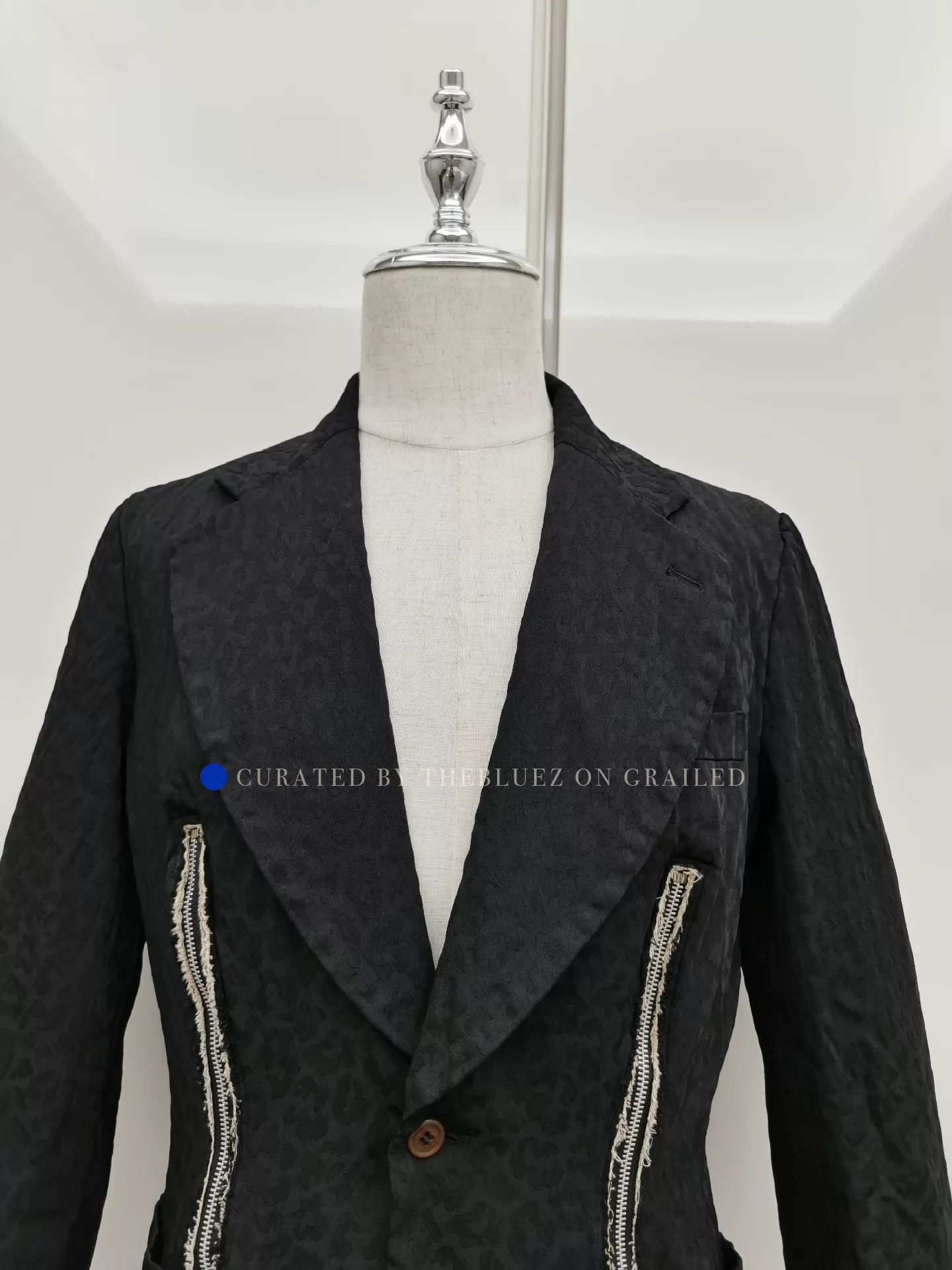 Comme des Garcons Textured Black Blazer with Cinched Detail Size US M / EU 48-50 / 2 - 3 Thumbnail
