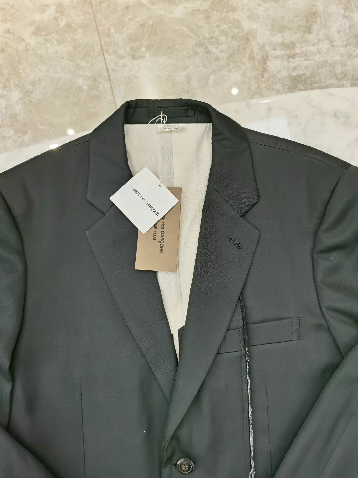 Comme des Garcons Distressed Black Blazer - Japan Limited Edition Size US M / EU 48-50 / 2 - 7 Thumbnail