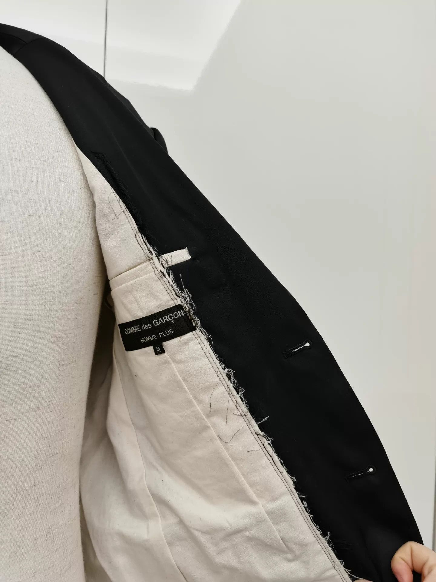 Comme des Garcons Distressed Black Blazer - Japan Limited Edition Size US M / EU 48-50 / 2 - 5 Thumbnail