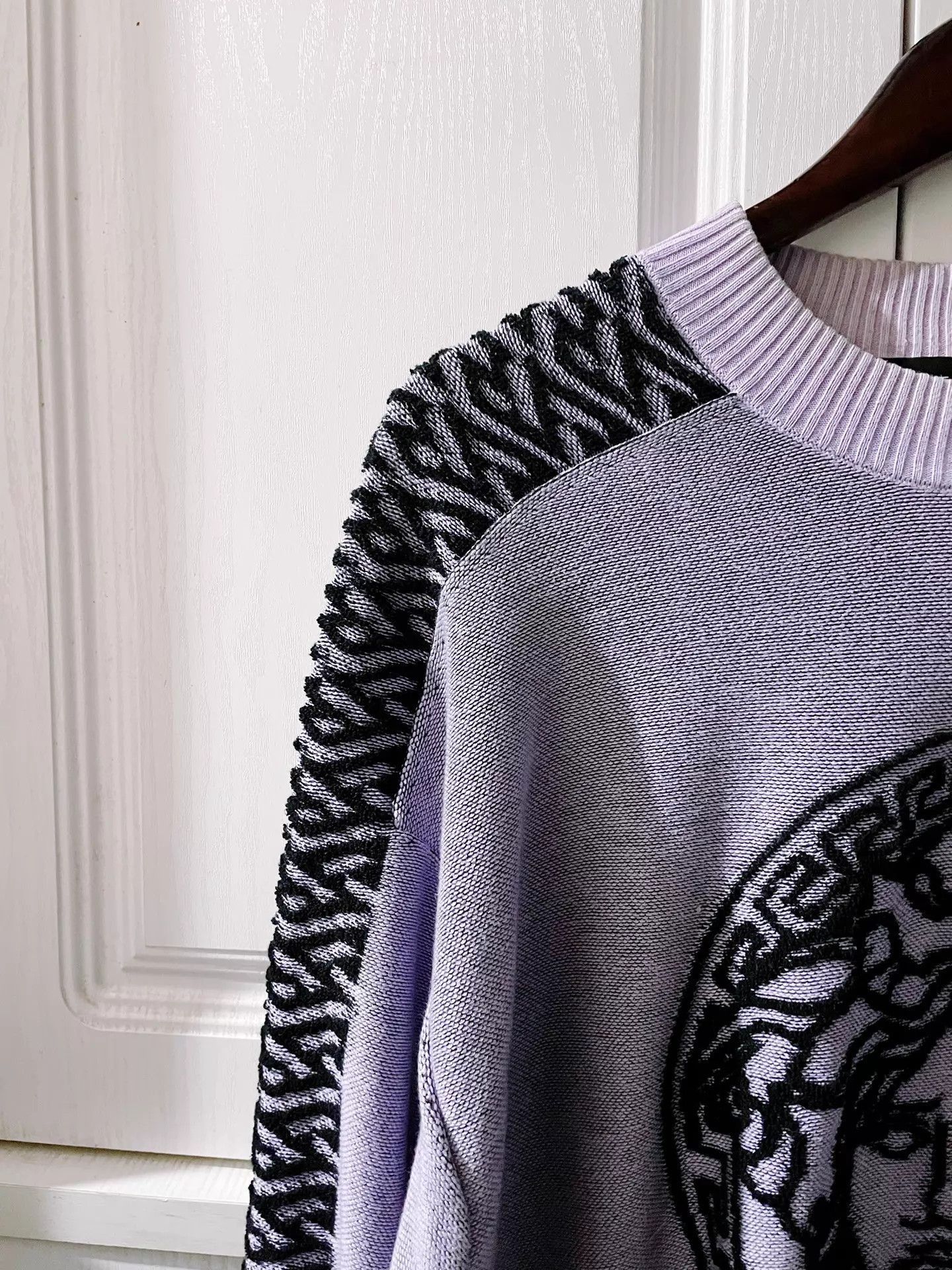 Versace Medusa-Embroidered Purple Knit Sweater Size US M / EU 48-50 / 2 - 4 Thumbnail