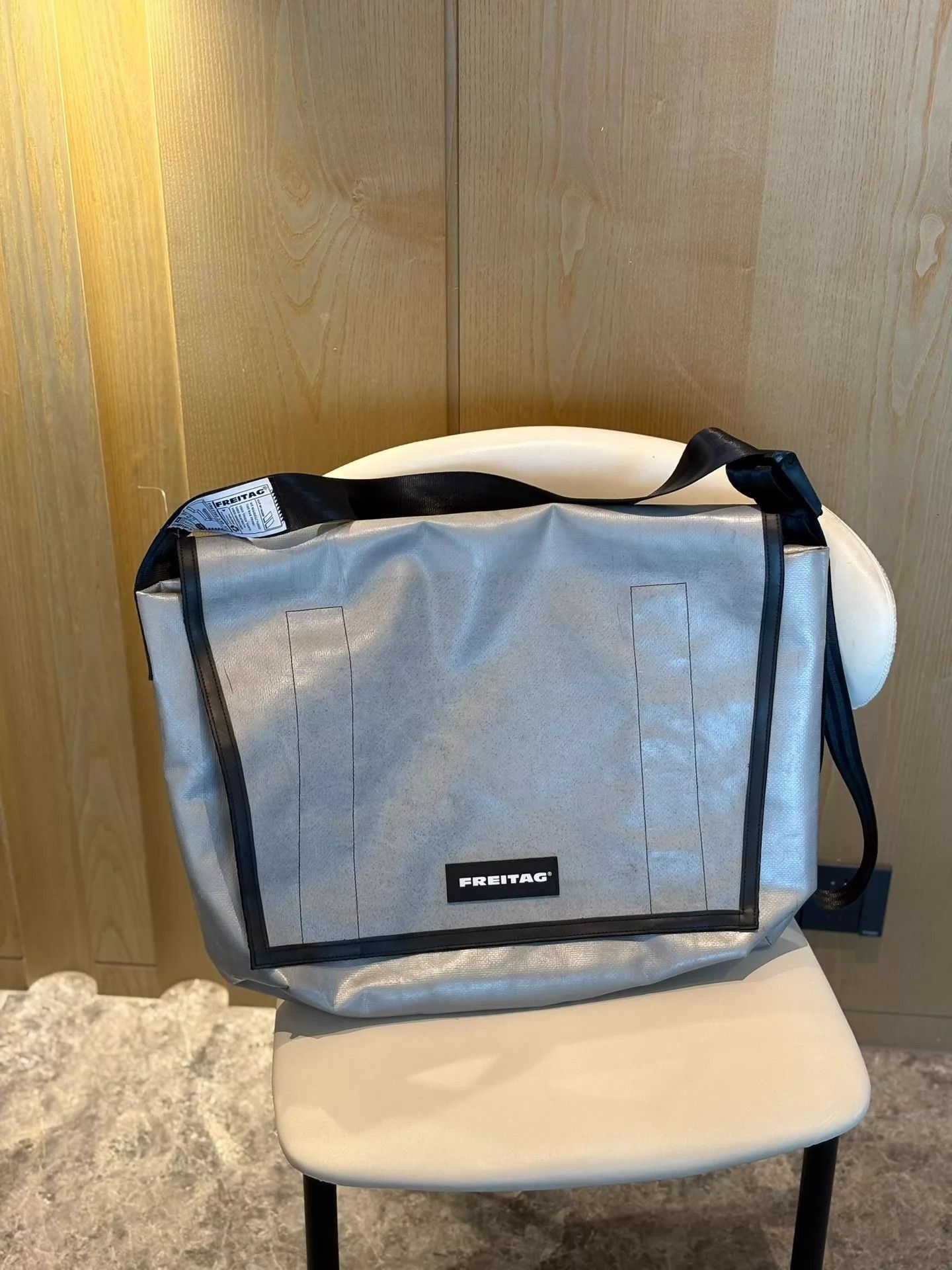 Freitag Light Gray Recycled Tarp Messenger Bag Size ONE SIZE - 7 Thumbnail