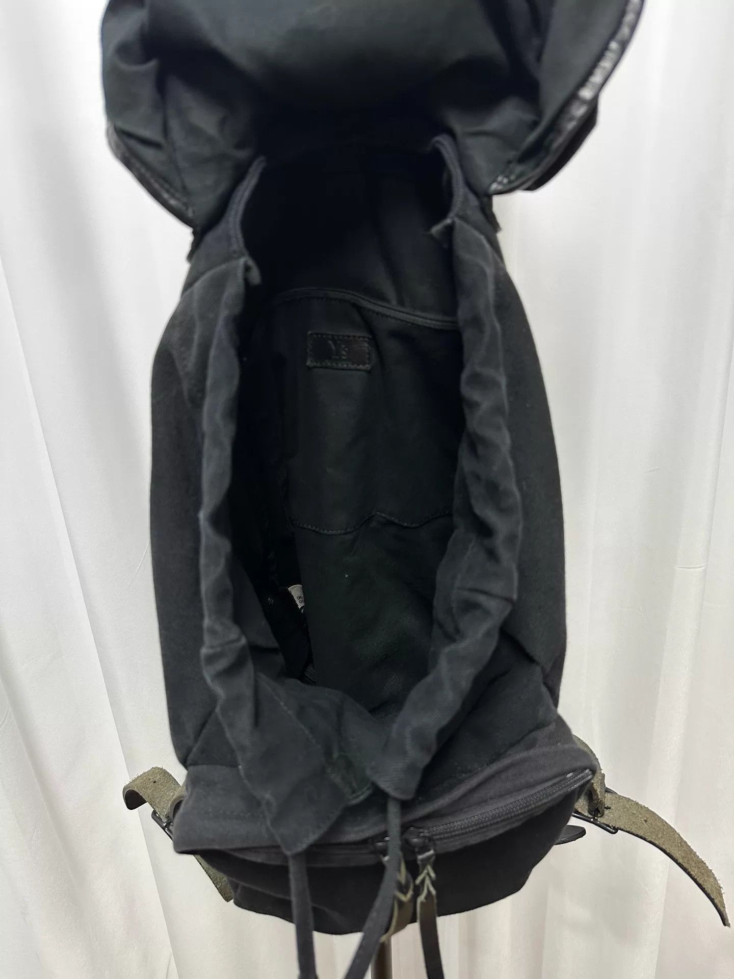 Yohji Yamamoto Stylish Washed Cowhide Panelled Backpack Size ONE SIZE - 4 Thumbnail