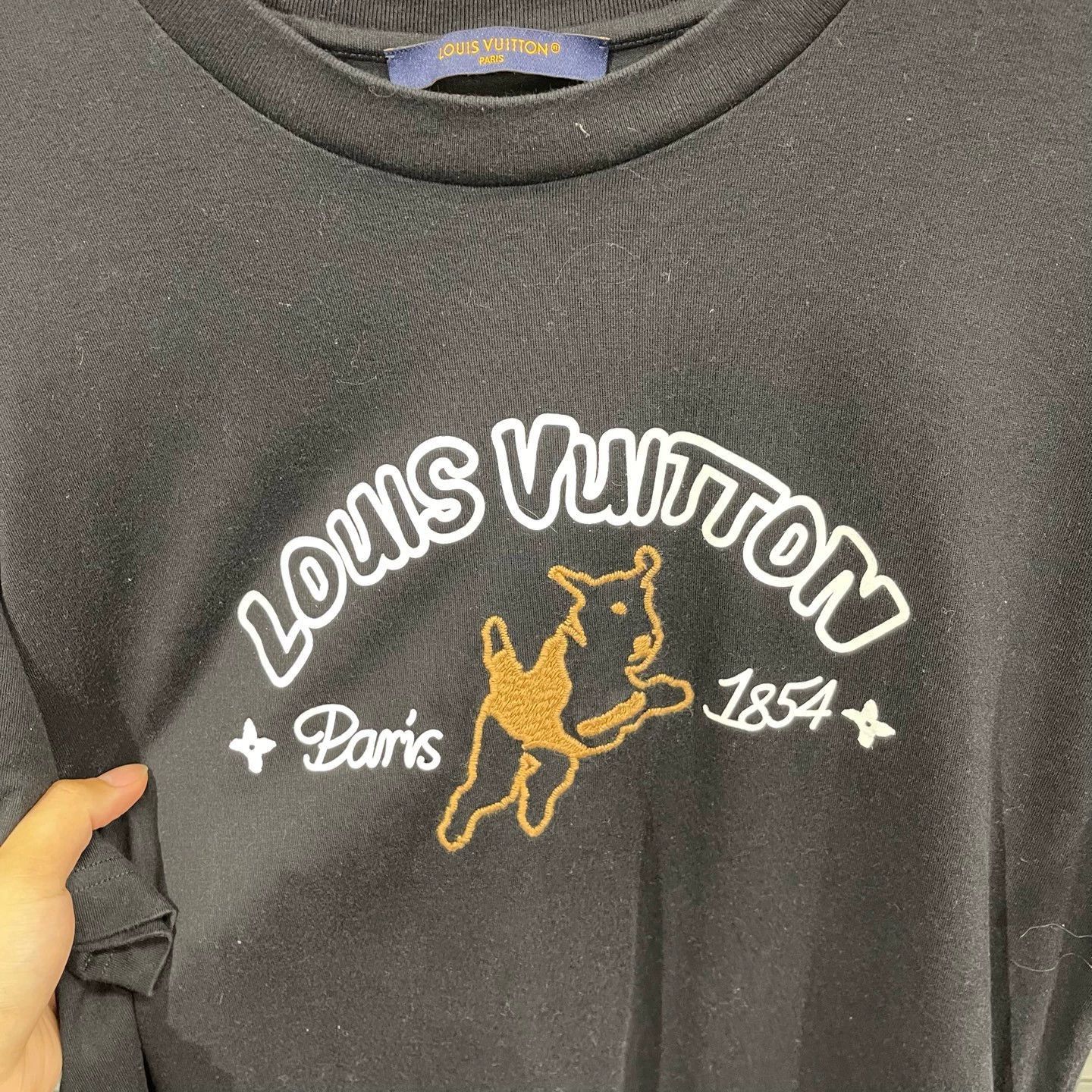Louis Vuitton Black Short Sleeve Tee with Embroidery Size US M / EU 48-50 / 2 - 4 Thumbnail