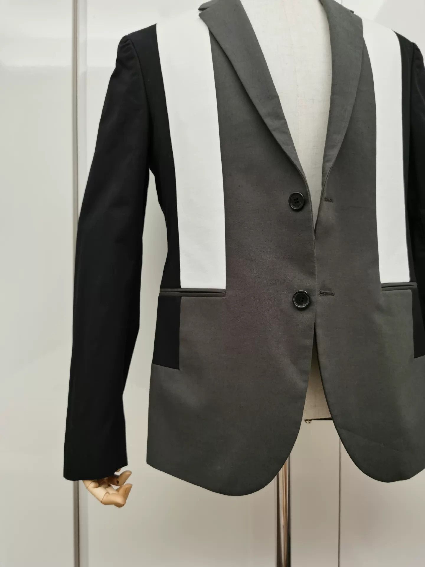 Neil Barrett Sleek Black Runway Suit Blazer Size US M / EU 48-50 / 2 - 8 Thumbnail