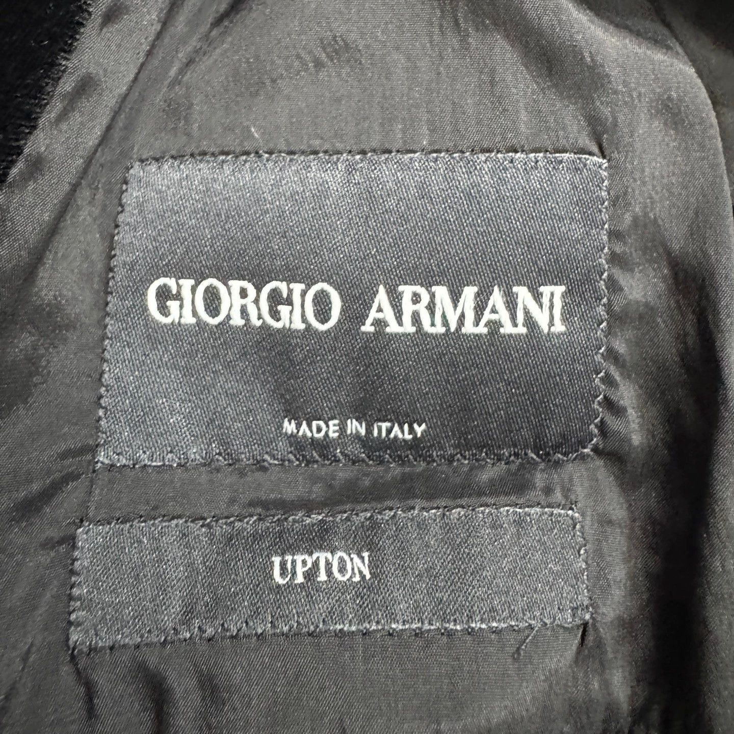 Giorgio Armani Collarless Black Velvet Suit Jacket Size US M / EU 48-50 / 2 - 2 Thumbnail