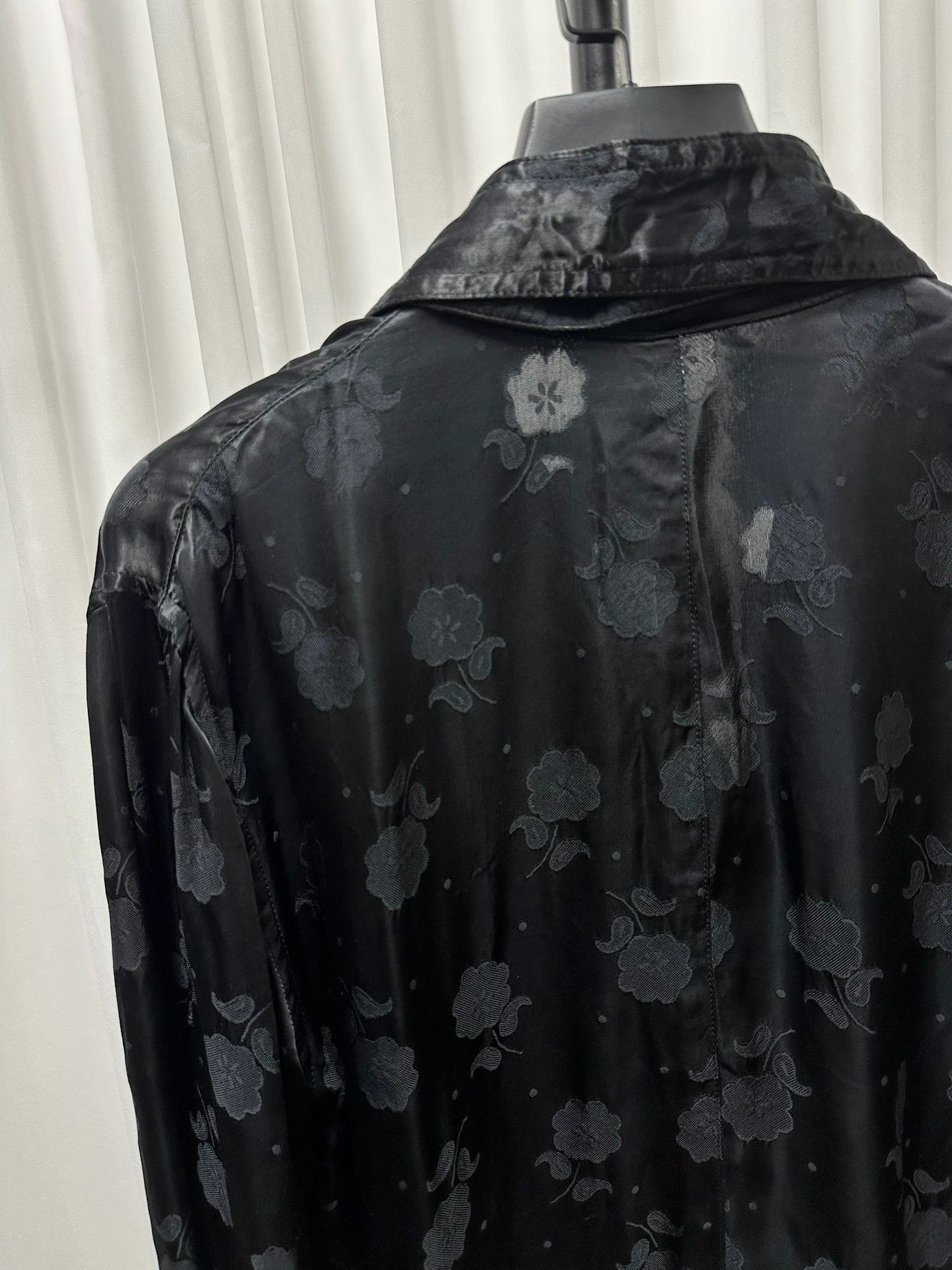 Dries Van Noten Black Faux Silk Jacket Size M Size US M / EU 48-50 / 2 - 5 Thumbnail