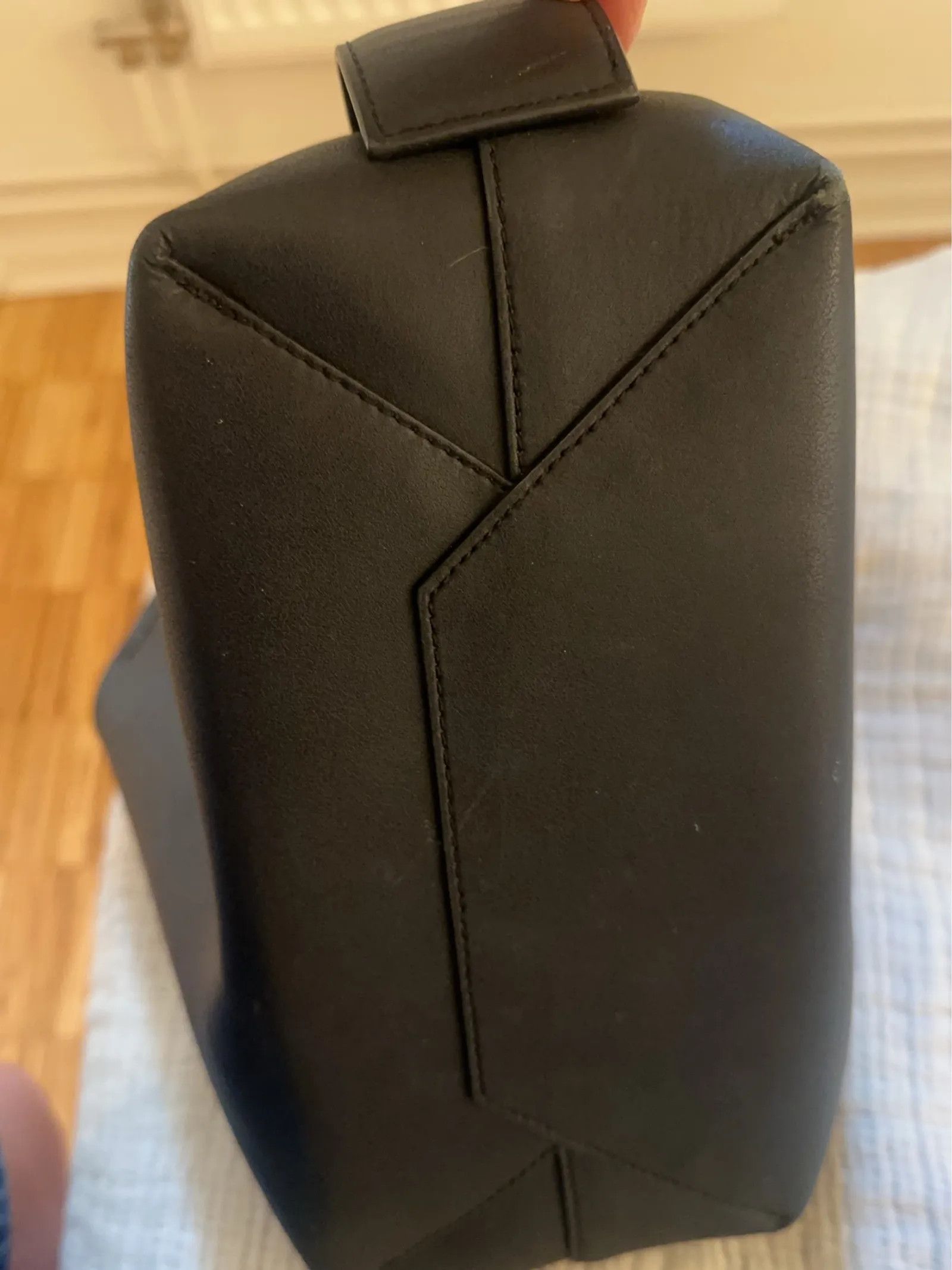 Arket Arket Crossbody-väska i läder Bucket Bag Size ONE SIZE - 6 Thumbnail