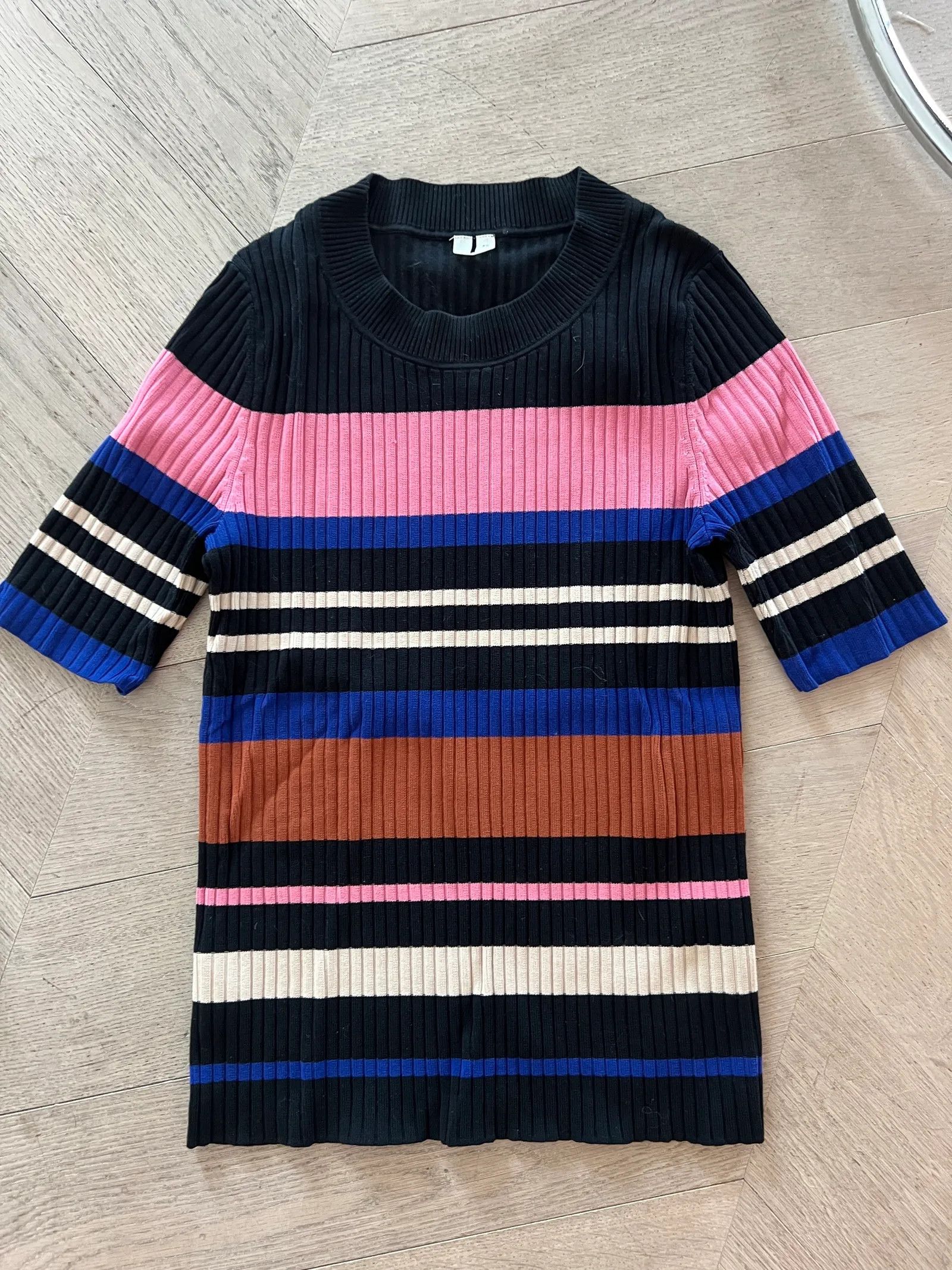 Arket Arket Dress Size XS / US 0-2 / IT 36-38 - 2 Thumbnail