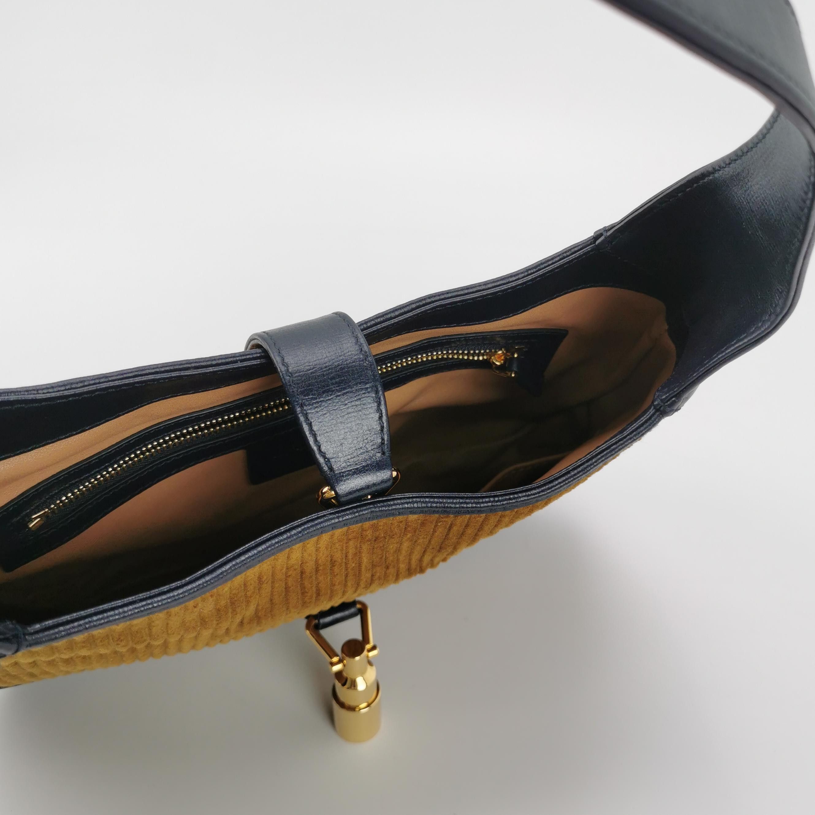 Gucci Gucci Women os Shoulder Bags Size ONE SIZE - 7 Thumbnail