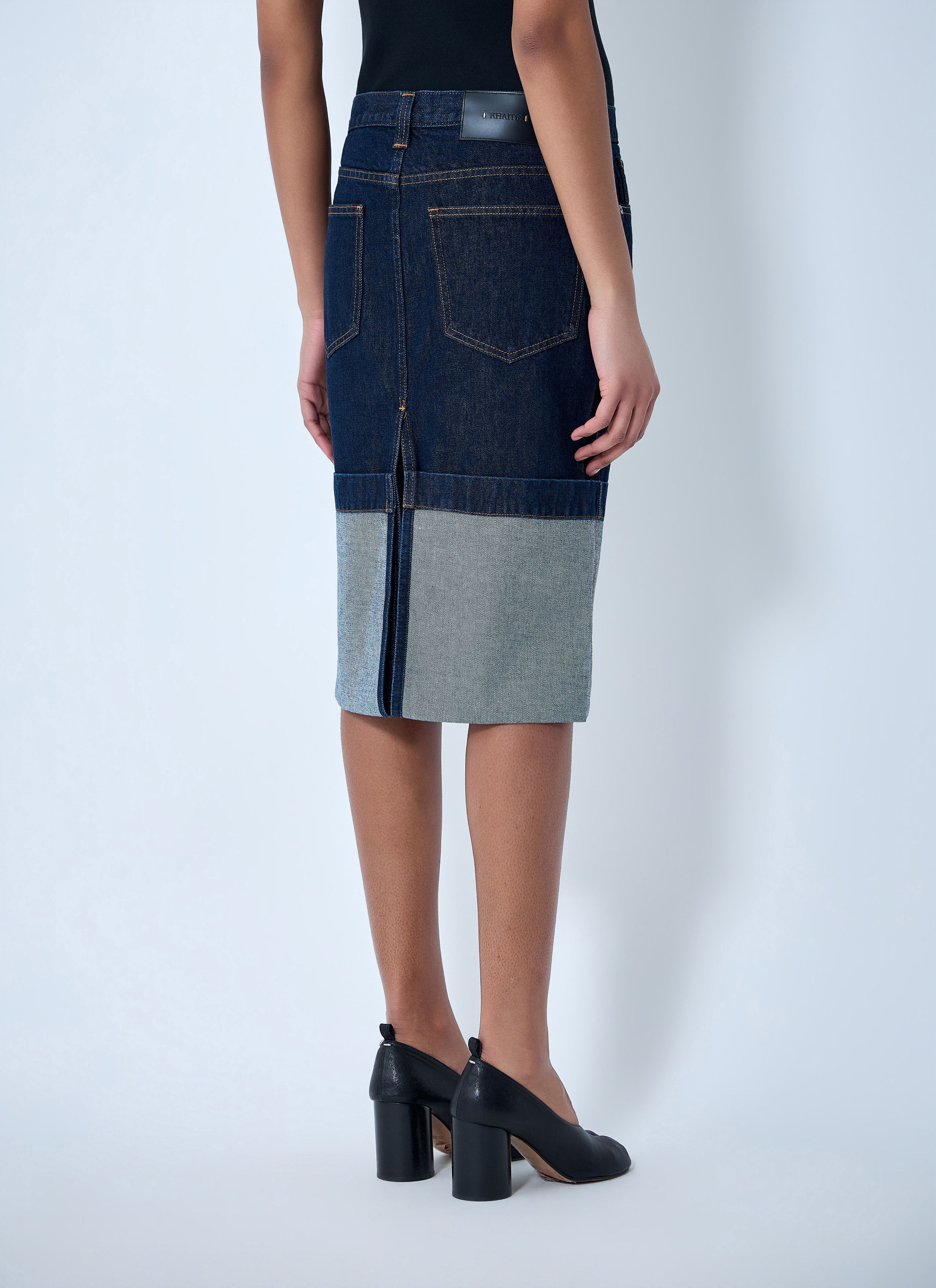 KHAITE Kilian Midi Skirt Size 28" / US 6 / IT 42 - 4 Thumbnail