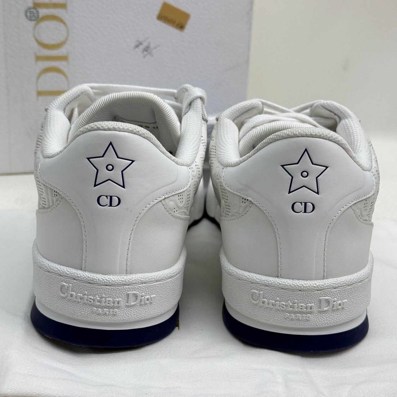 Dior Dior Perforated Oblique Low-Top Sneakers Size 39.5 Size US 9.5 / IT 39.5 - 7 Thumbnail