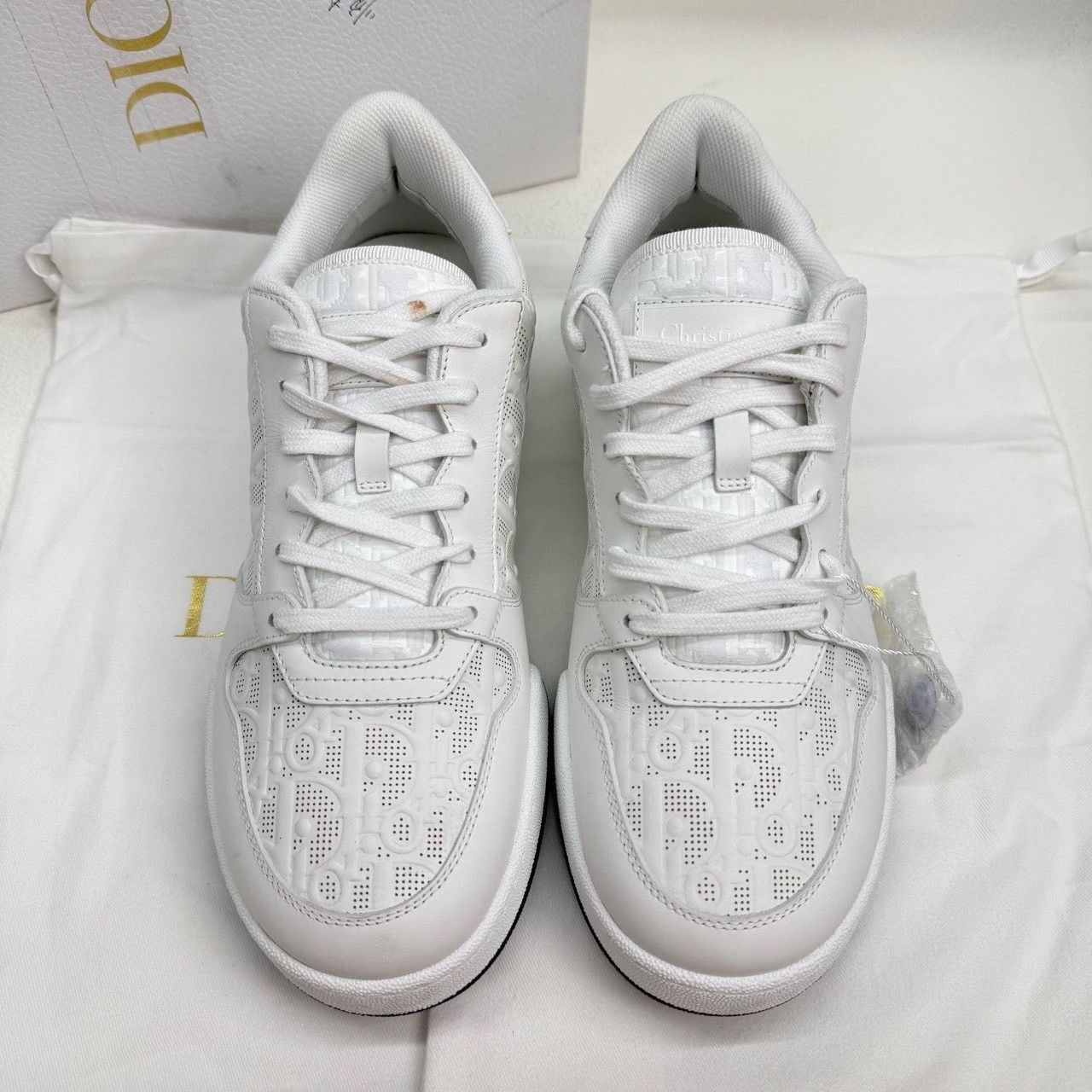 Dior Dior Perforated Oblique Low-Top Sneakers Size 39.5 Size US 9.5 / IT 39.5 - 4 Thumbnail