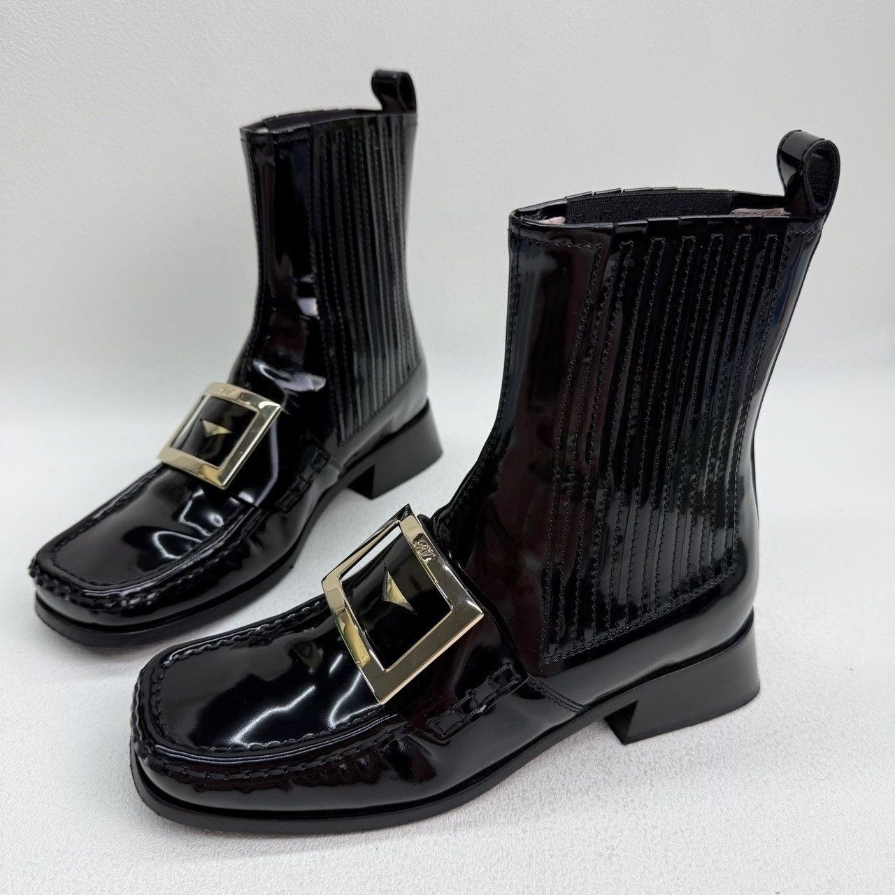 Roger Vivier Roger Vivier Patent Leather Block Heel Boots Size 36 Size US 6 / IT 36 - 2 Thumbnail