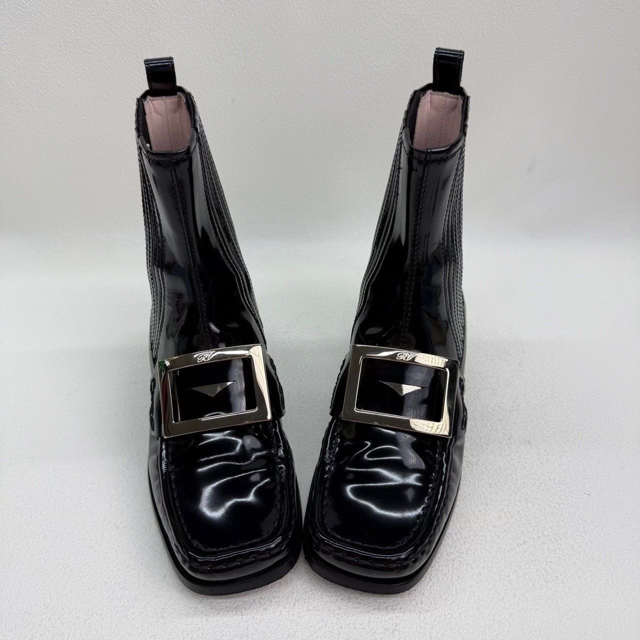 Roger Vivier Roger Vivier Patent Leather Block Heel Boots Size 36 Size US 6 / IT 36 - 10 Thumbnail