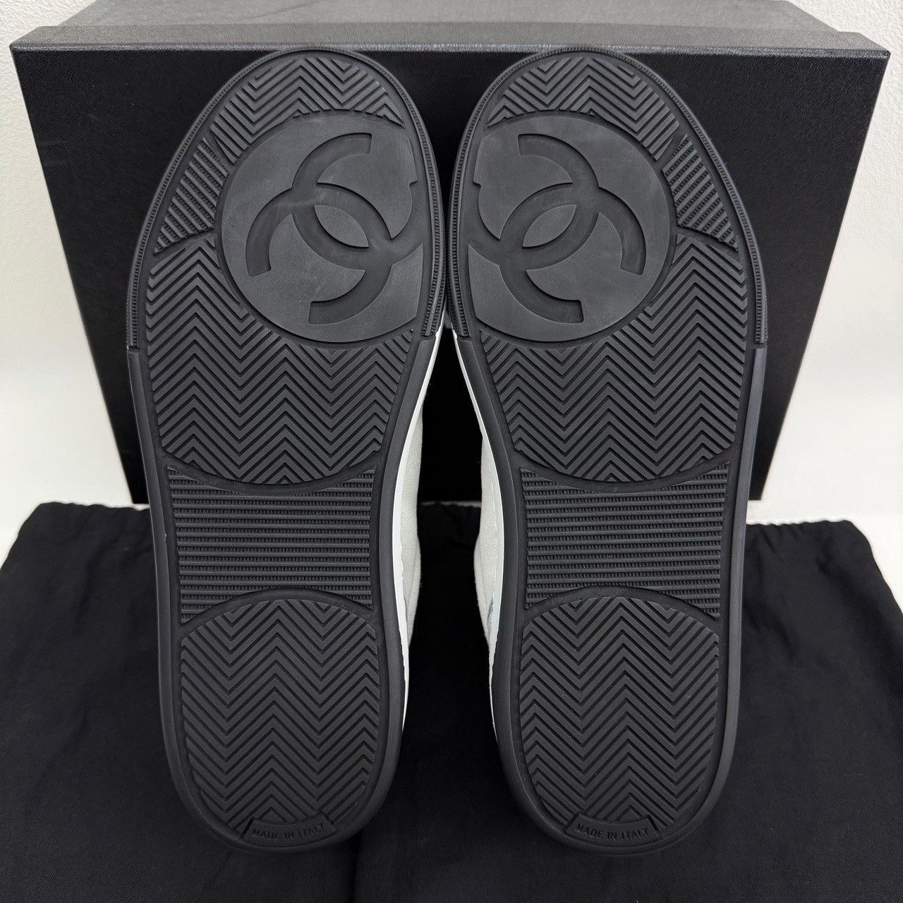 Chanel Chanel Panel Low-Top Sneakers Size 37 Size US 6 / IT 36 - 9 Thumbnail