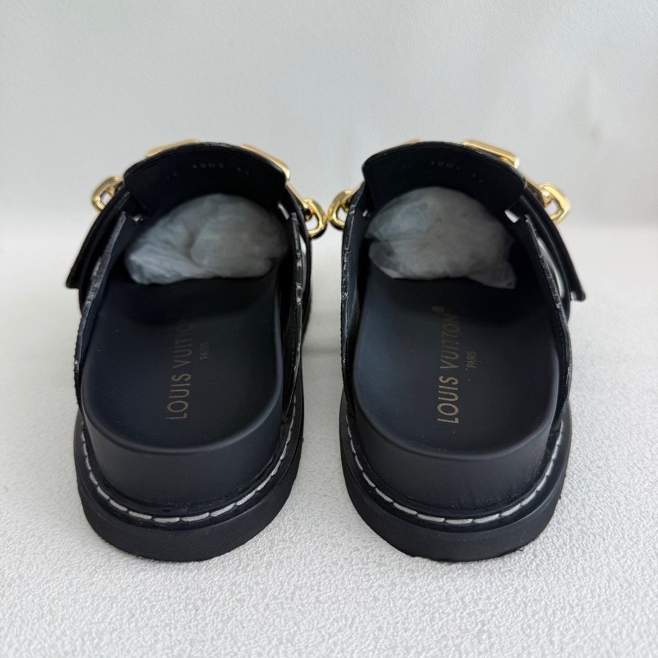 Louis Vuitton Louis Vuitton Monogram Leather Mules Size 37 Size US 7 / IT 37 - 6 Thumbnail