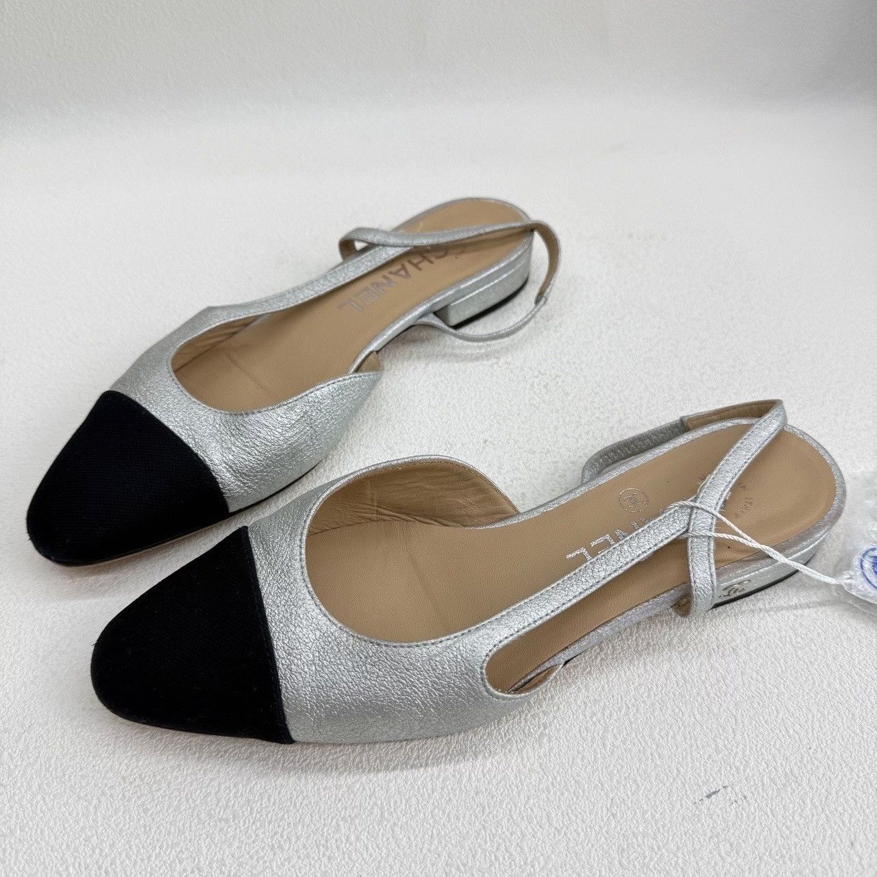 Chanel Chanel Metallic Slingback Flats Size 36 Size US 6 / IT 36 - 2 Thumbnail