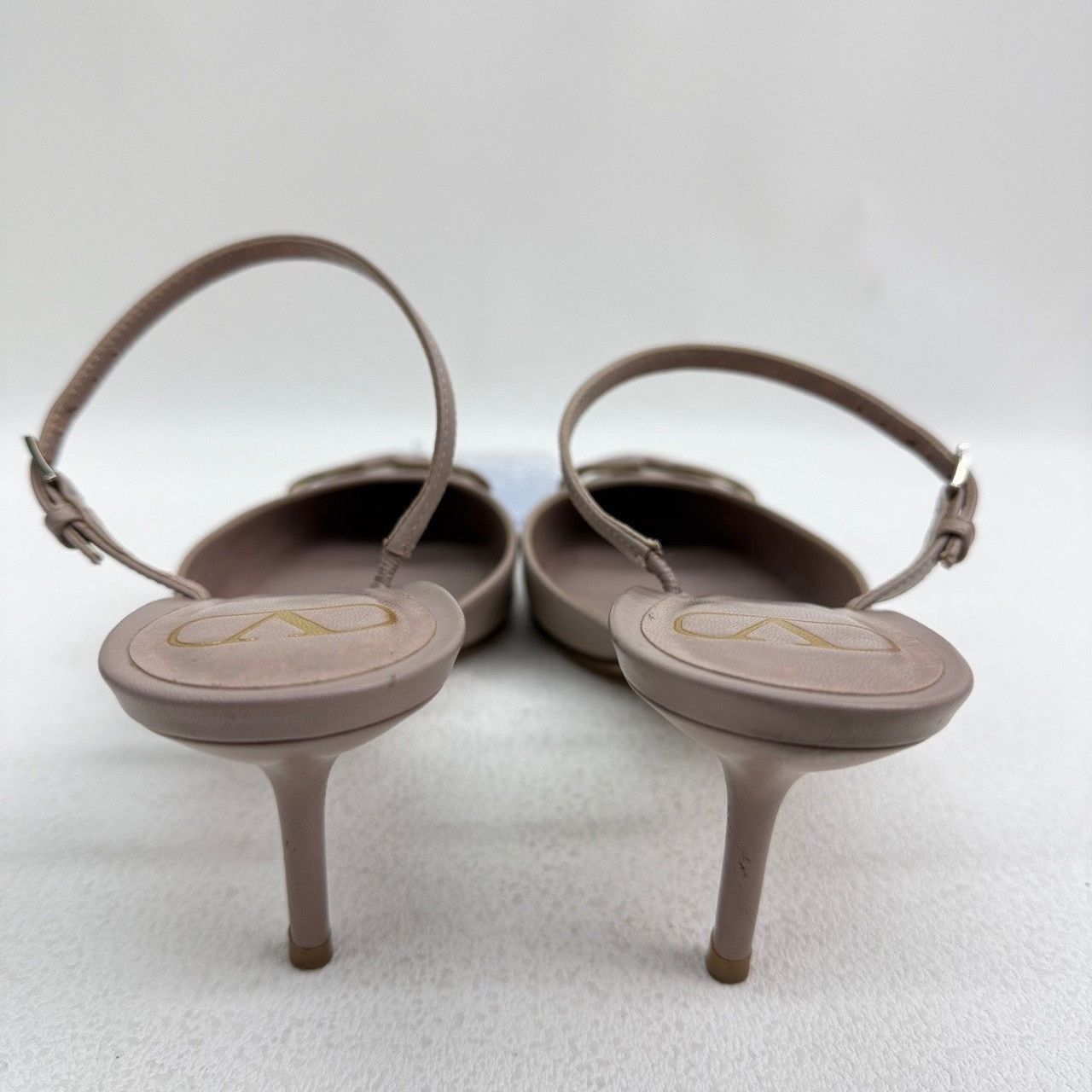 Valentino Valentino Garavani VLogo Slingback Heels Size 39 Size US 9 / IT 39 - 6 Thumbnail