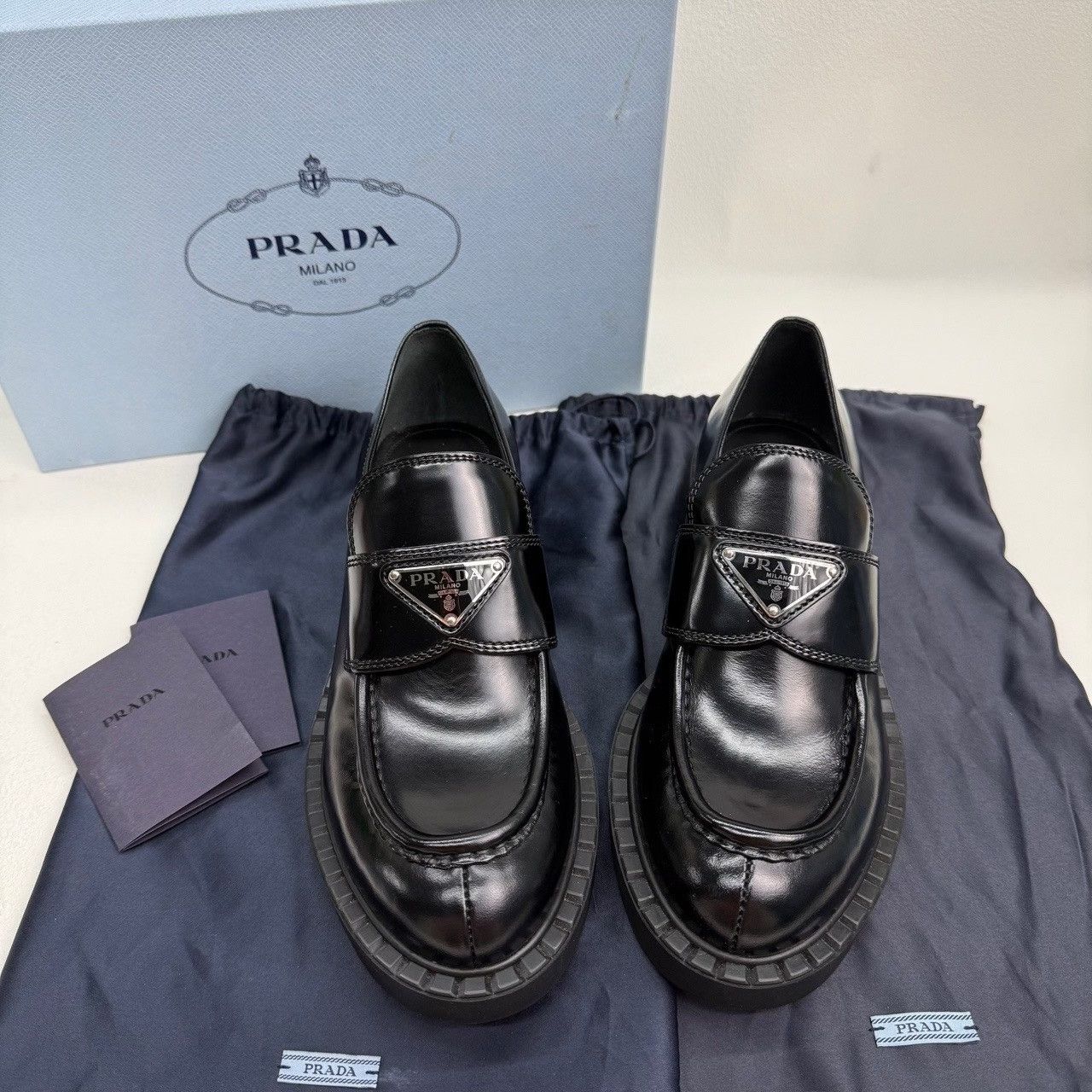 Prada Prada Logo Leather Loafers Size 36.5 Size US 6.5 / IT 36.5 - 2 Thumbnail