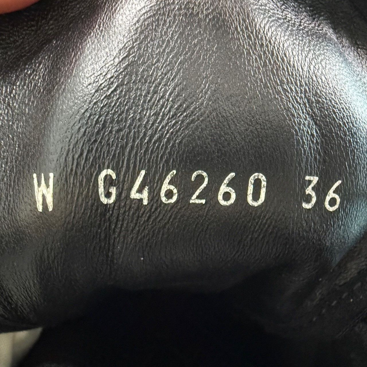 Chanel Chanel CC Logo Low-Top Sneakers Size 36 Size US 5 / IT 35 - 7 Thumbnail