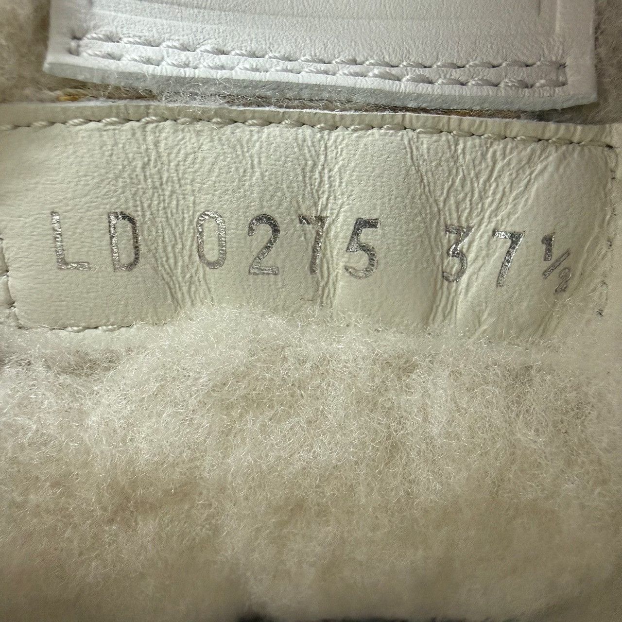 Louis Vuitton Louis Vuitton Monogram Shearling Low-Top Sneakers Size 37.5 Size US 7.5 / IT 37.5 - 7 Thumbnail